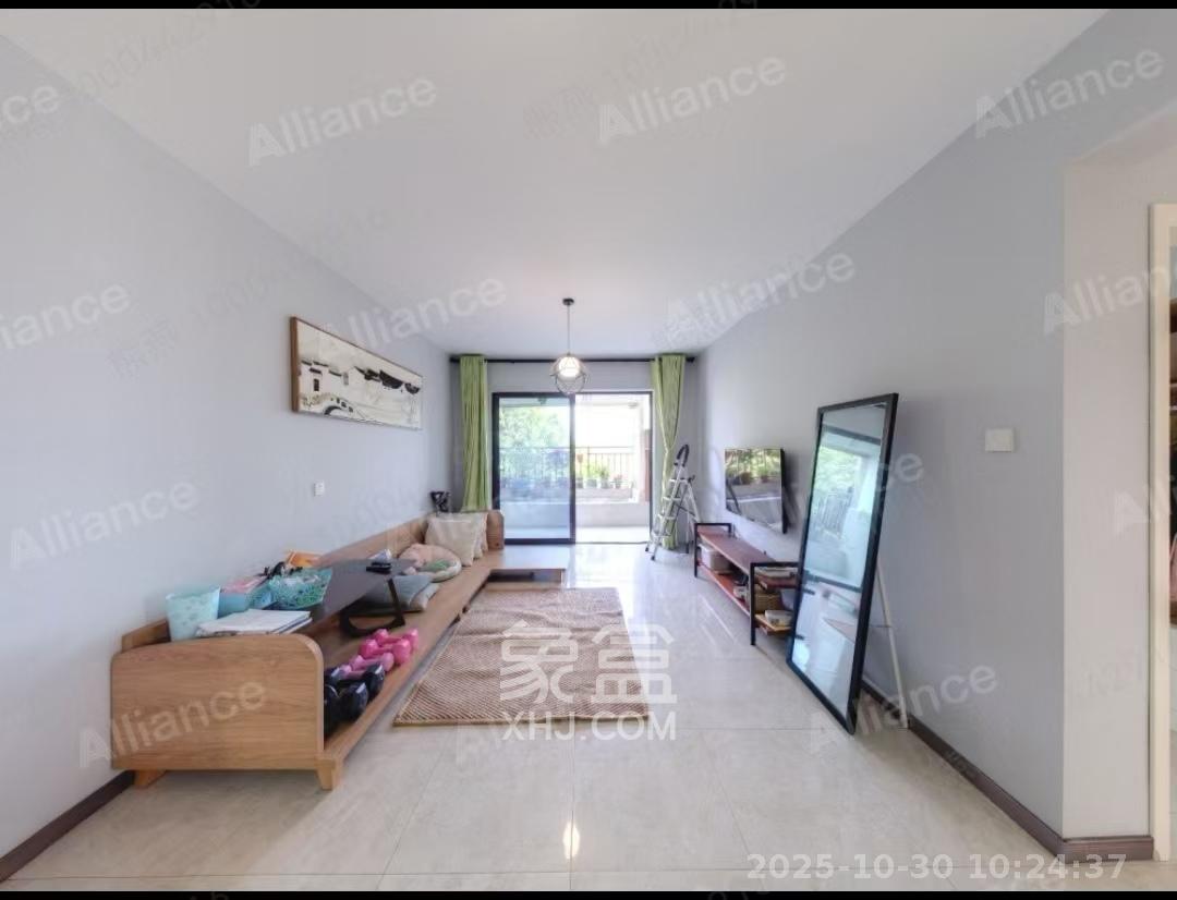 华润橡树湾  3室2厅1卫    2200.0元/月