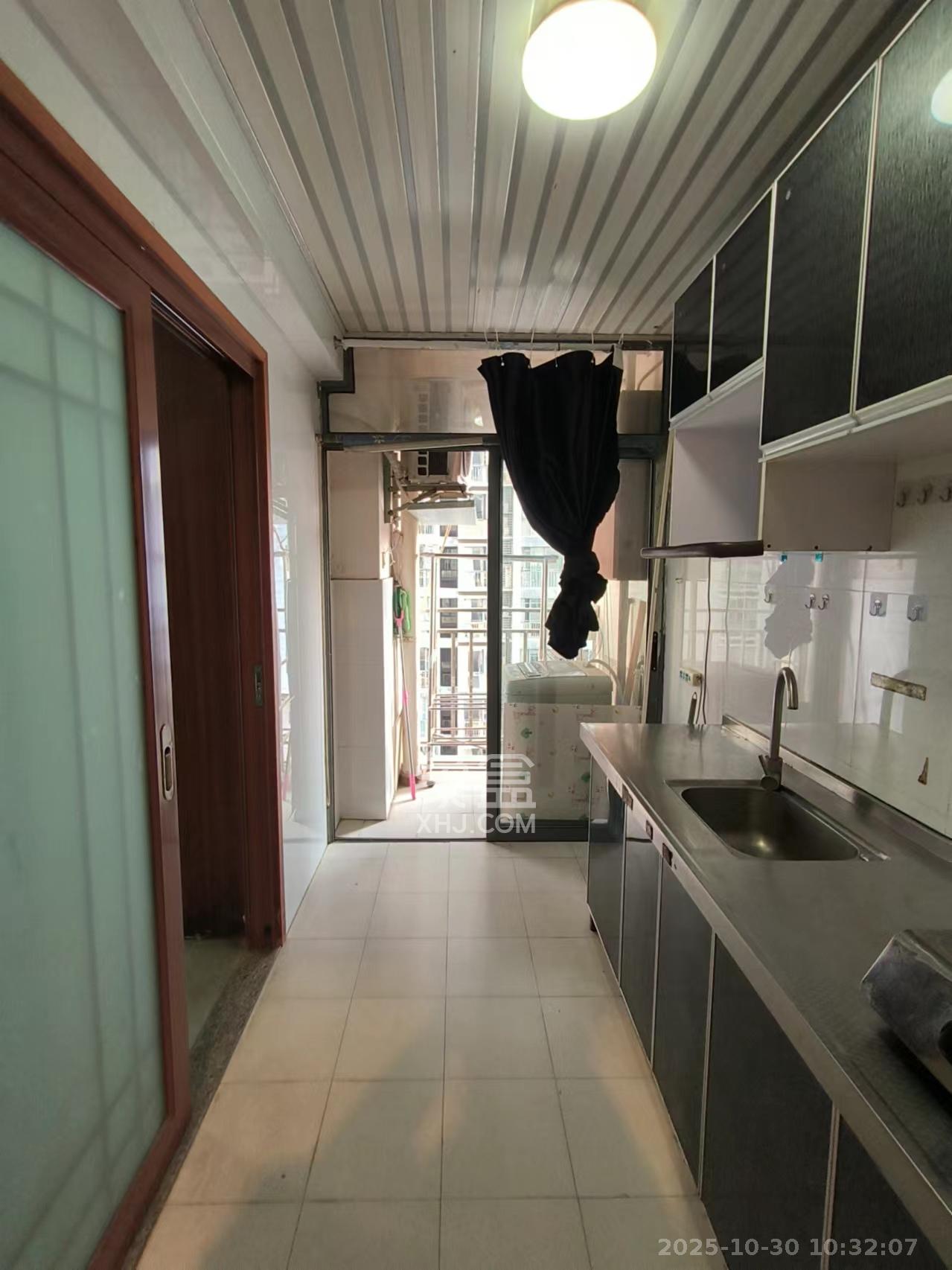 湘域中央  1室1厅1卫    1700.0元/月室内图