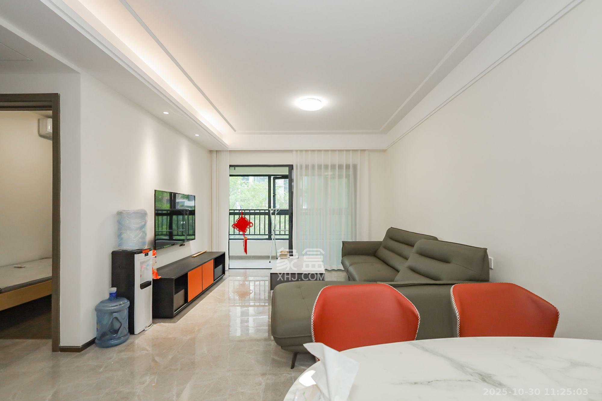 滨江府1913 4室2厅2卫 4000.0元/月 滨江府1913 4室2厅2卫 4000.0元/月室内图