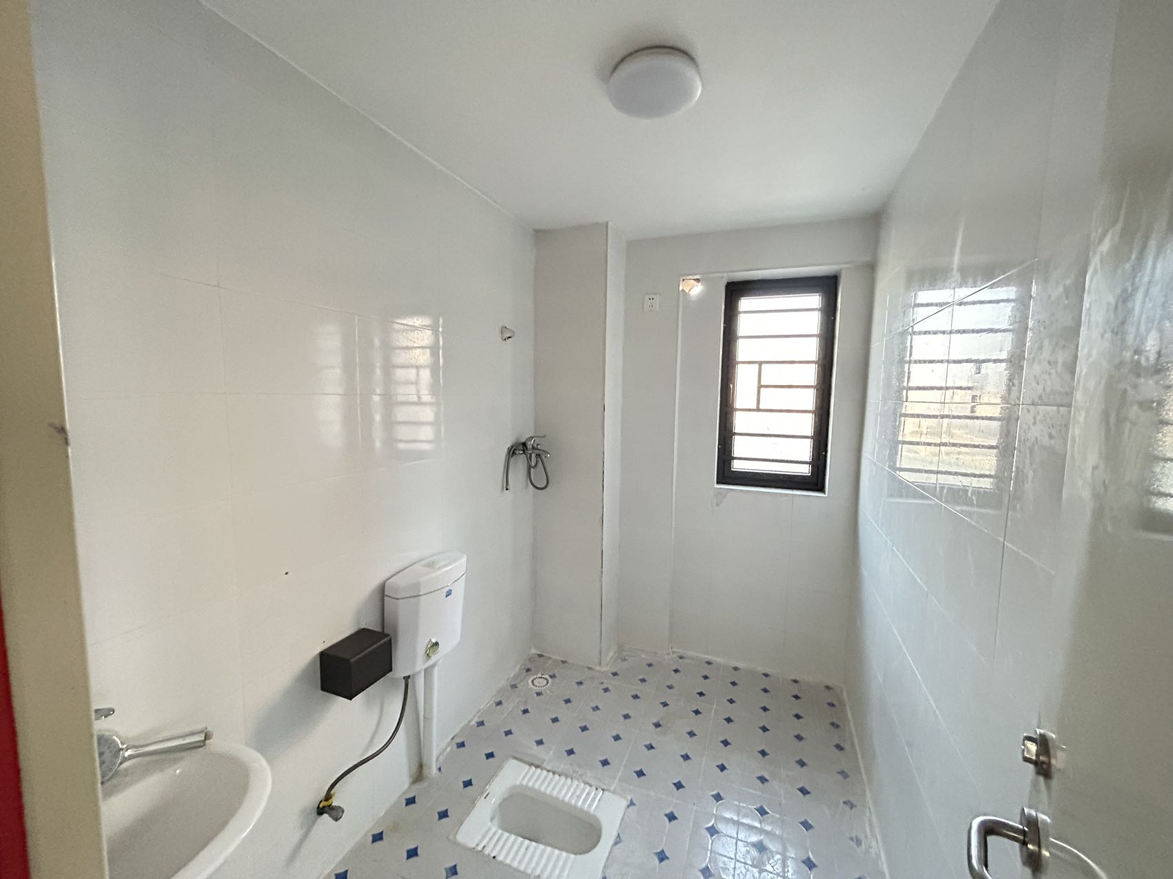 天德园  4室2厅2卫    3200.0元/月室内图