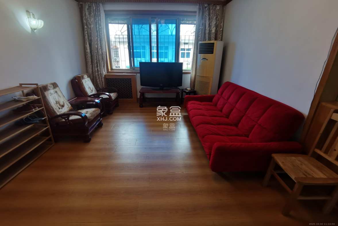 马王堆老干部休养所 2室2厅1卫 1600.0元/月 马王堆老干部休养所 2室2厅1卫 1600.0元/月室内图