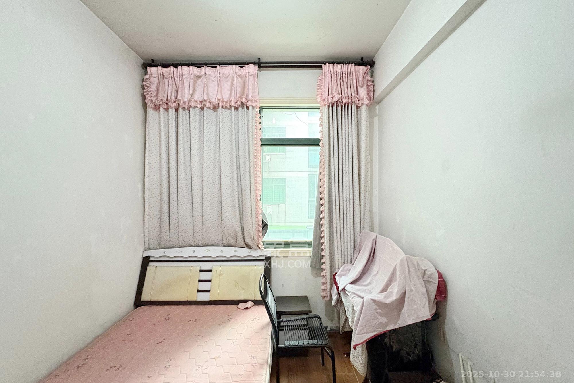 颐美园 2室1厅1卫 68.6万 颐美园 2室1厅1卫 68.6万卧室