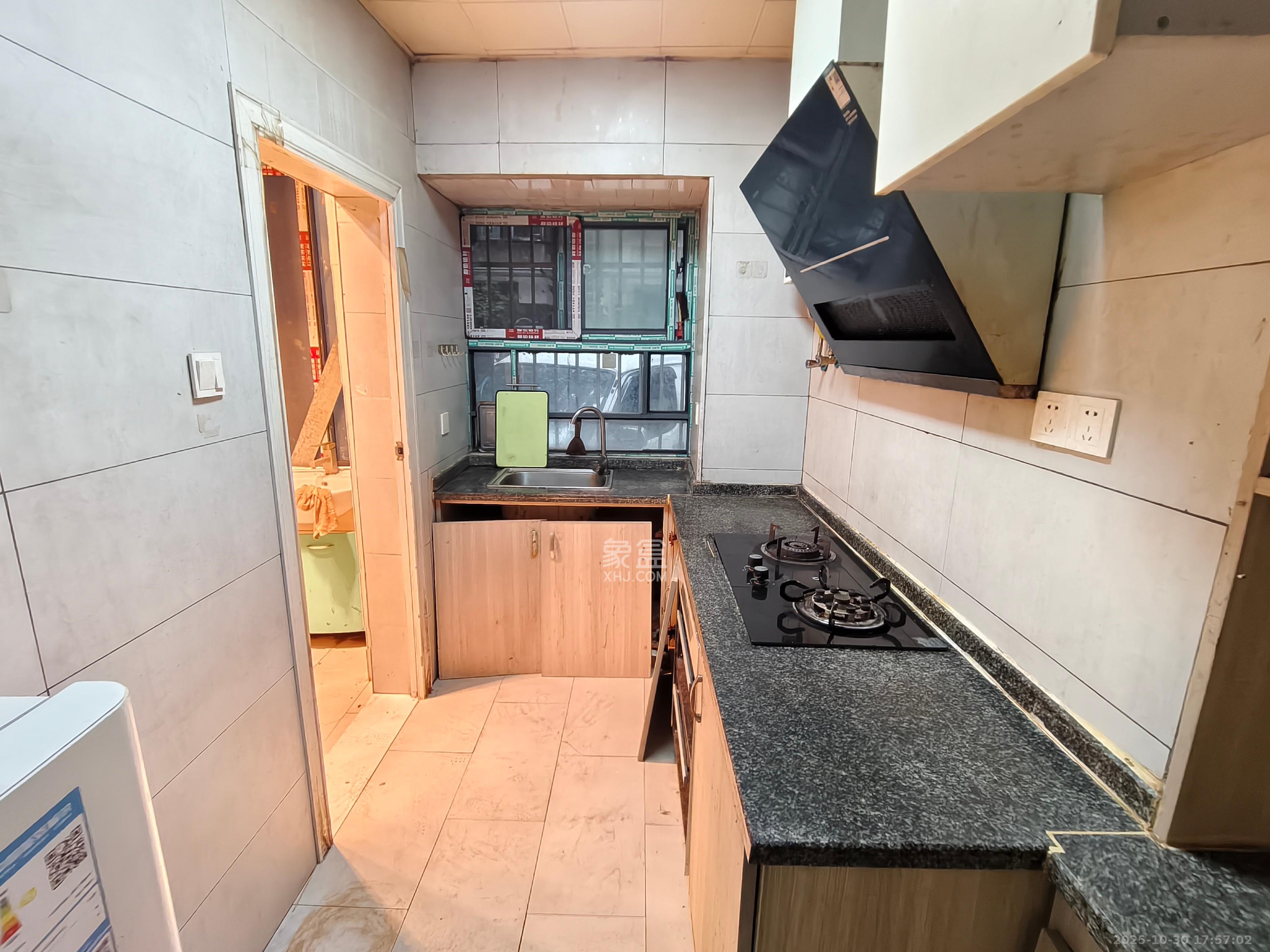 长重机械厂宿舍  2室2厅1卫    1500.0元/月 长重机械厂宿舍  2室2厅1卫    1500.0元/月室内图