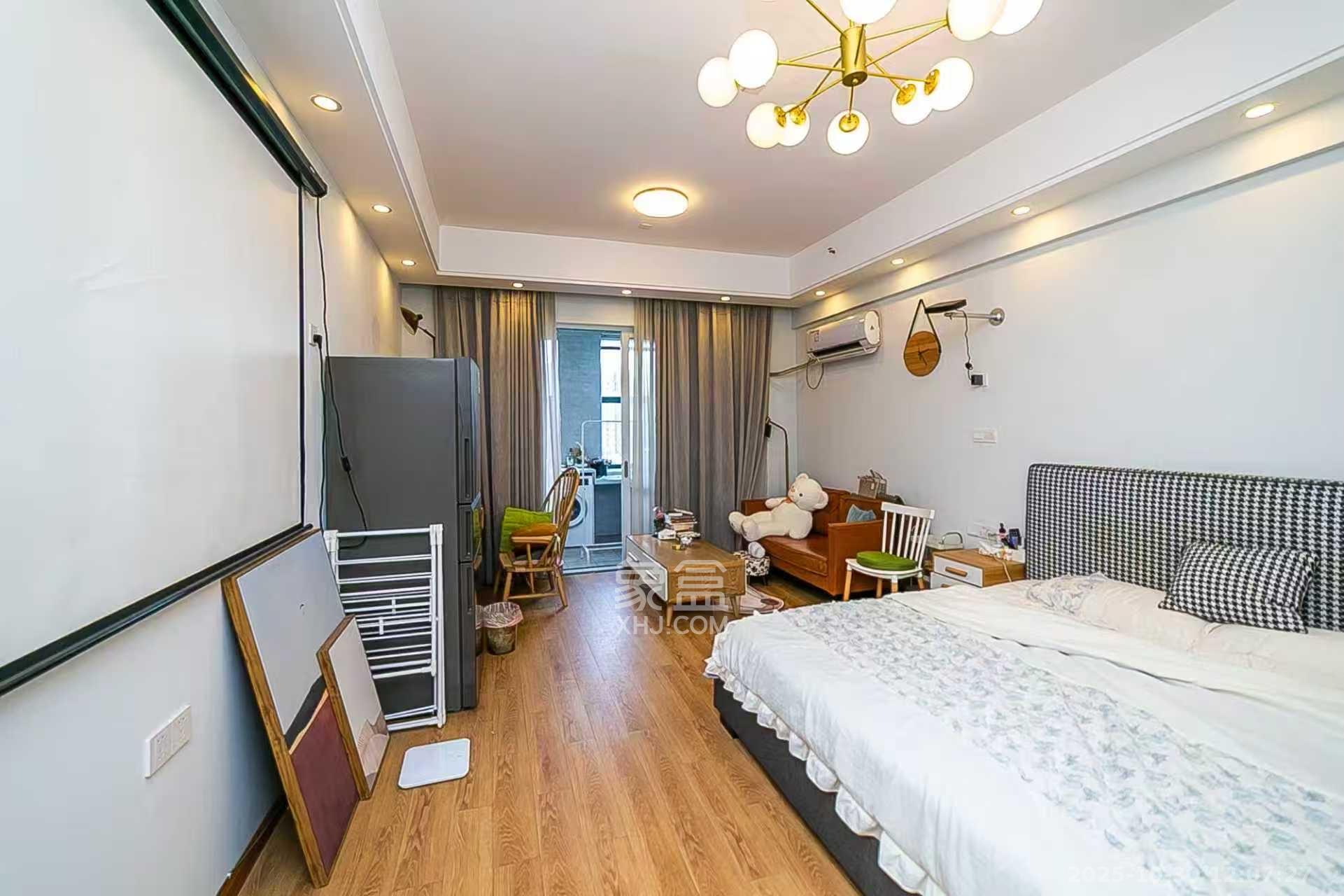 江南华府  1室1厅1卫    1900.0元/月室内图