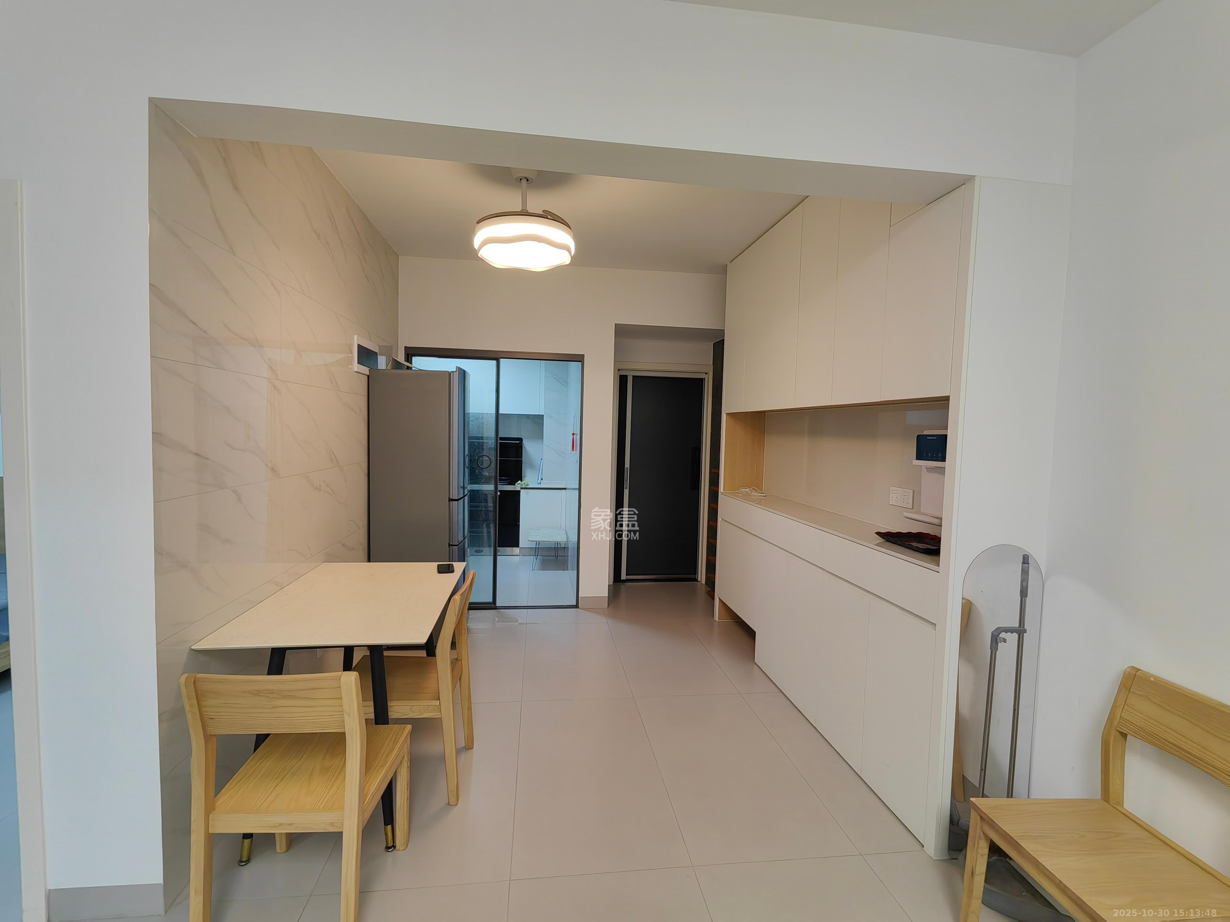 中城苑  2室1厅1卫    2400.0元/月 中城苑  2室1厅1卫    2400.0元/月室内图