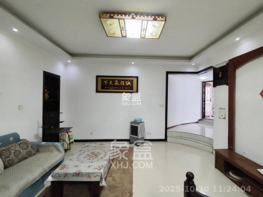 森林公园壹号(森林雅苑) 3室2厅1卫 2400.0元/月 森林公园壹号(森林雅苑) 3室2厅1卫 2400.0元/月室内图