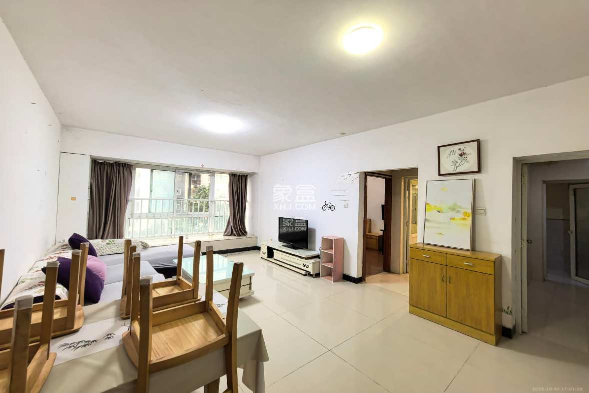 麓山润城  2室2厅1卫    2000.0元/月 麓山润城  2室2厅1卫    2000.0元/月室内图