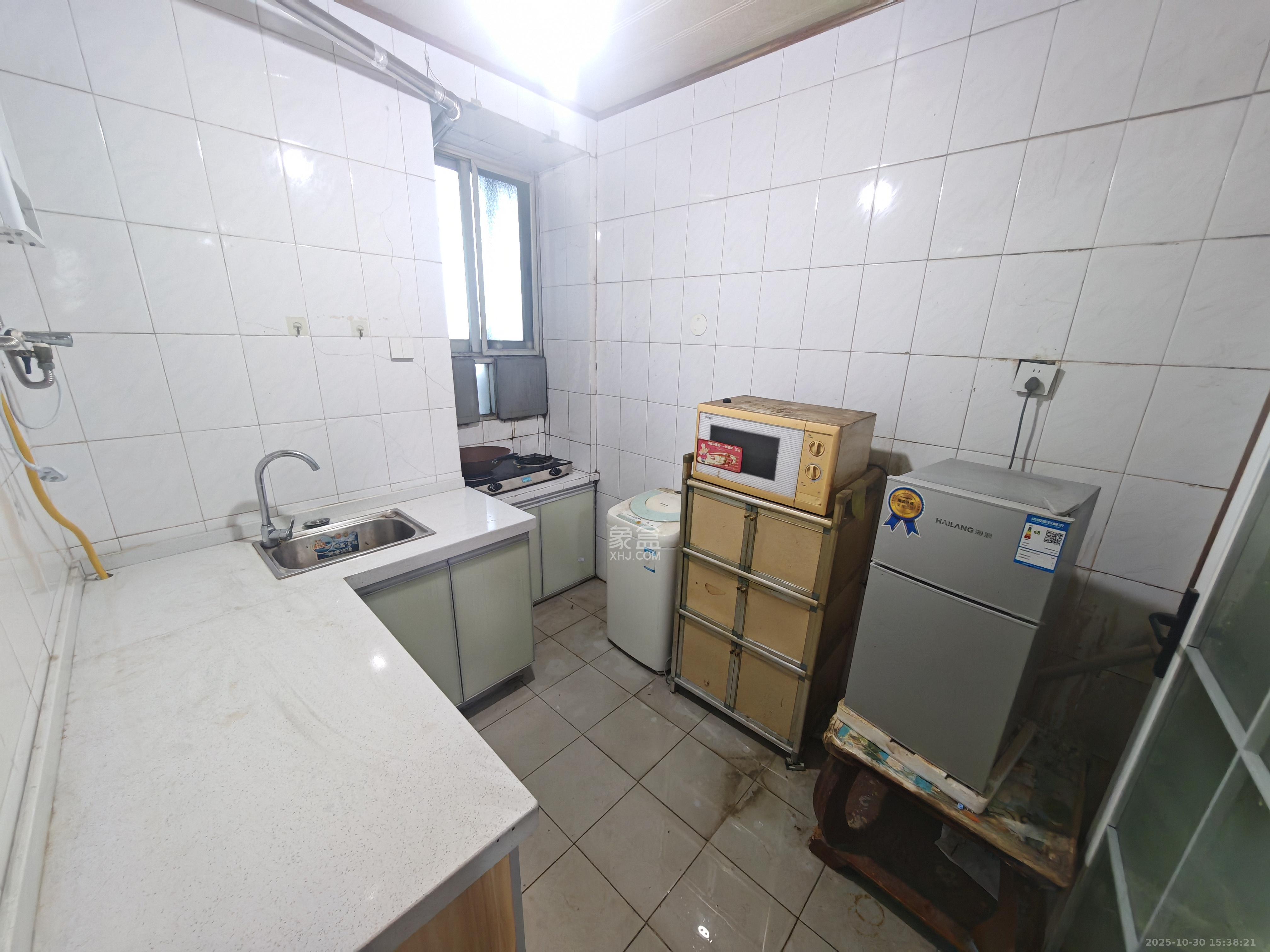 西湖新村  2室1厅1卫    1500.0元/月室内图