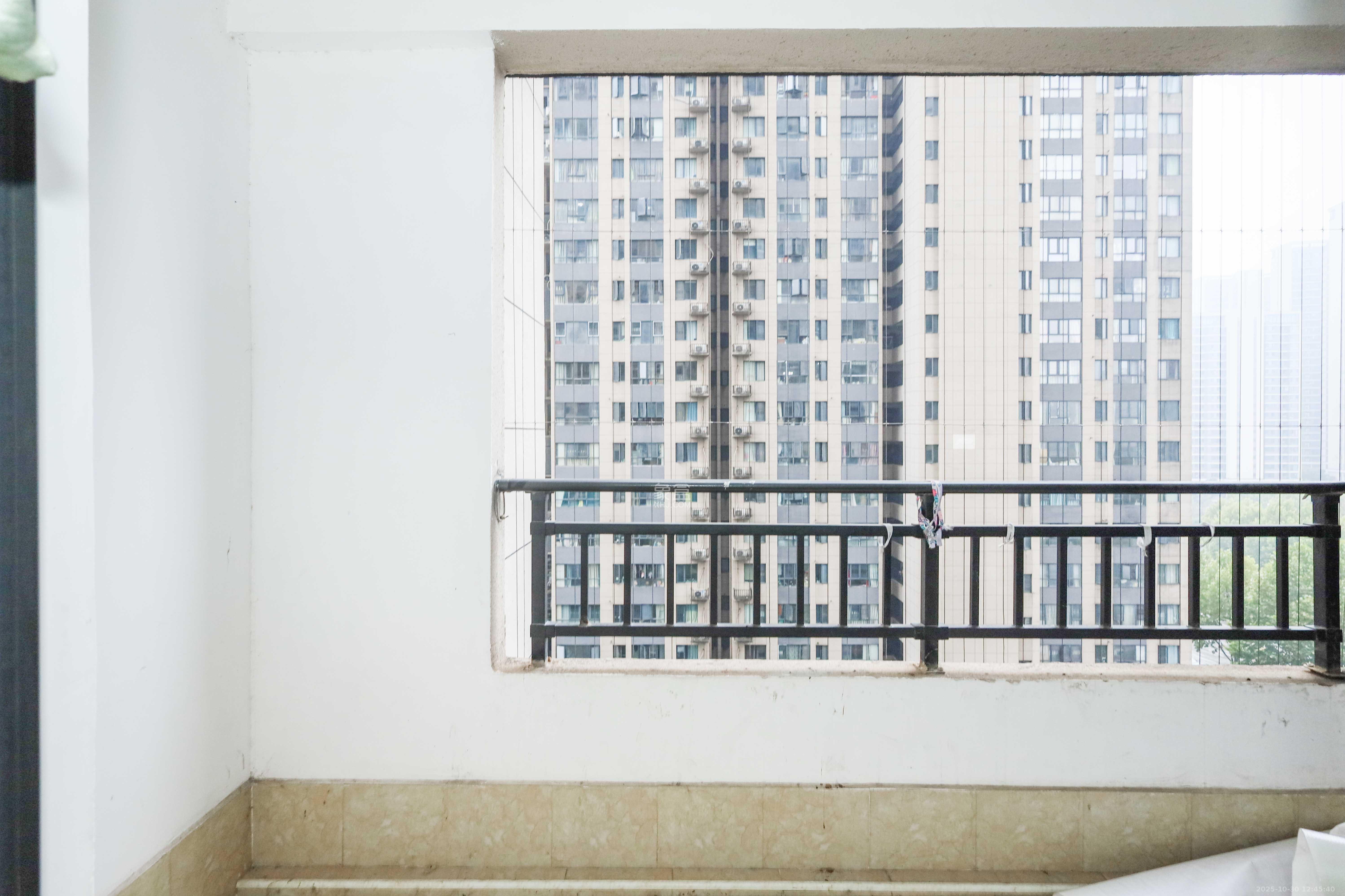 中国铁建梅溪青秀一期  3室2厅2卫    105.0万阳台