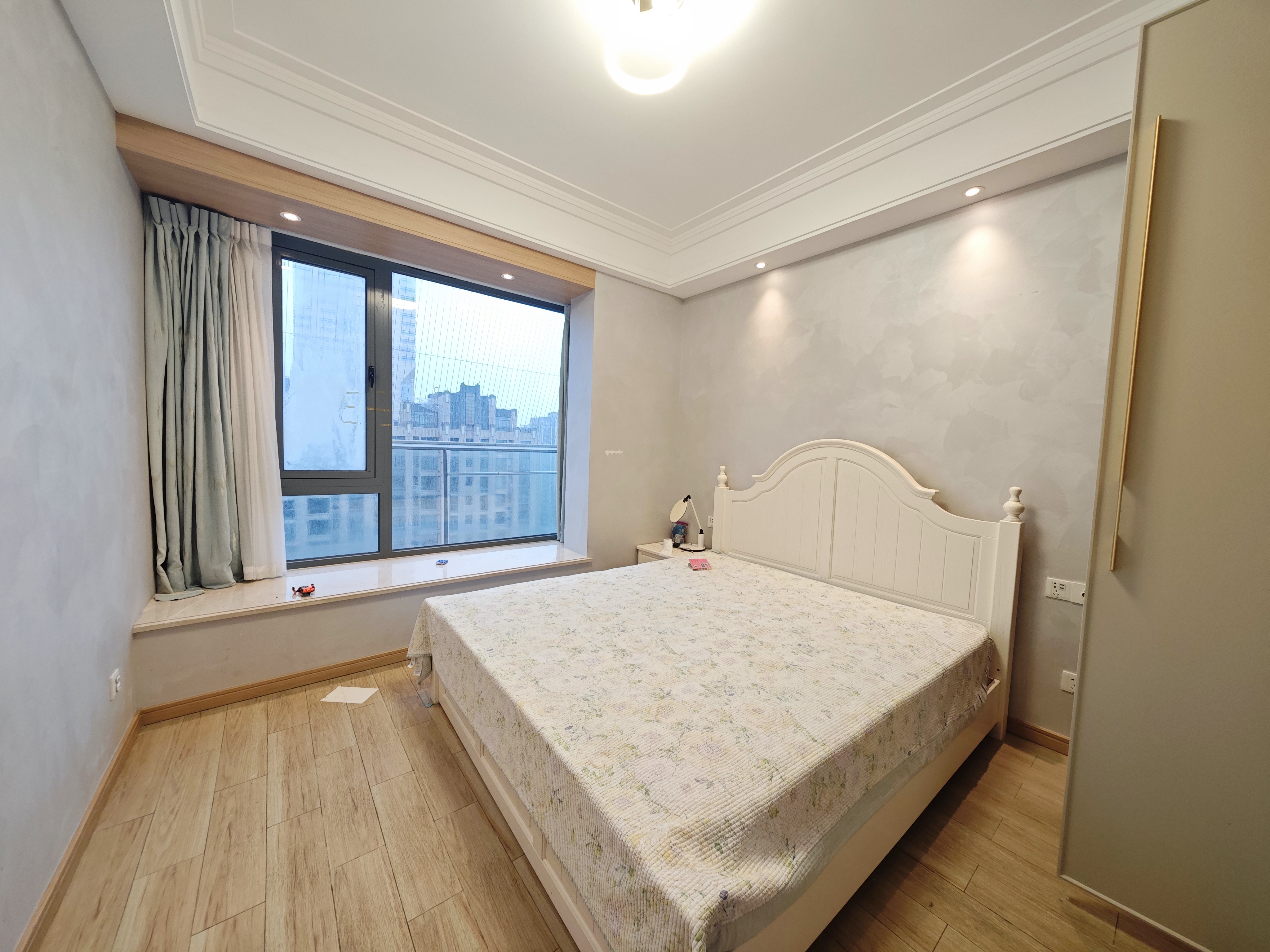 龙兴公馆 3室2厅2卫 7000.0元/月 龙兴公馆 3室2厅2卫 7000.0元/月室内图