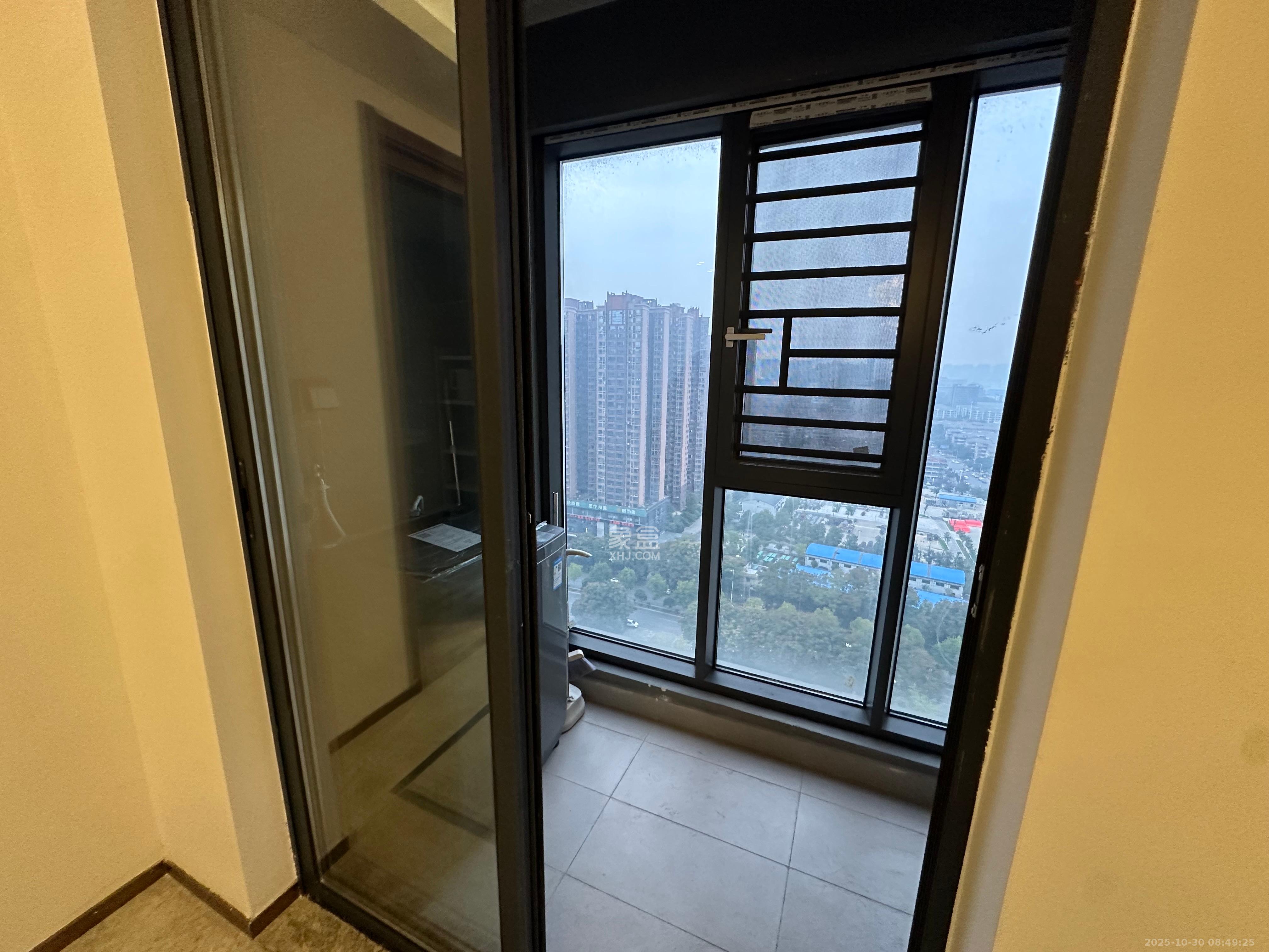 梅溪悦章  4室2厅2卫    4200.0元/月 梅溪悦章  4室2厅2卫    4200.0元/月室内图