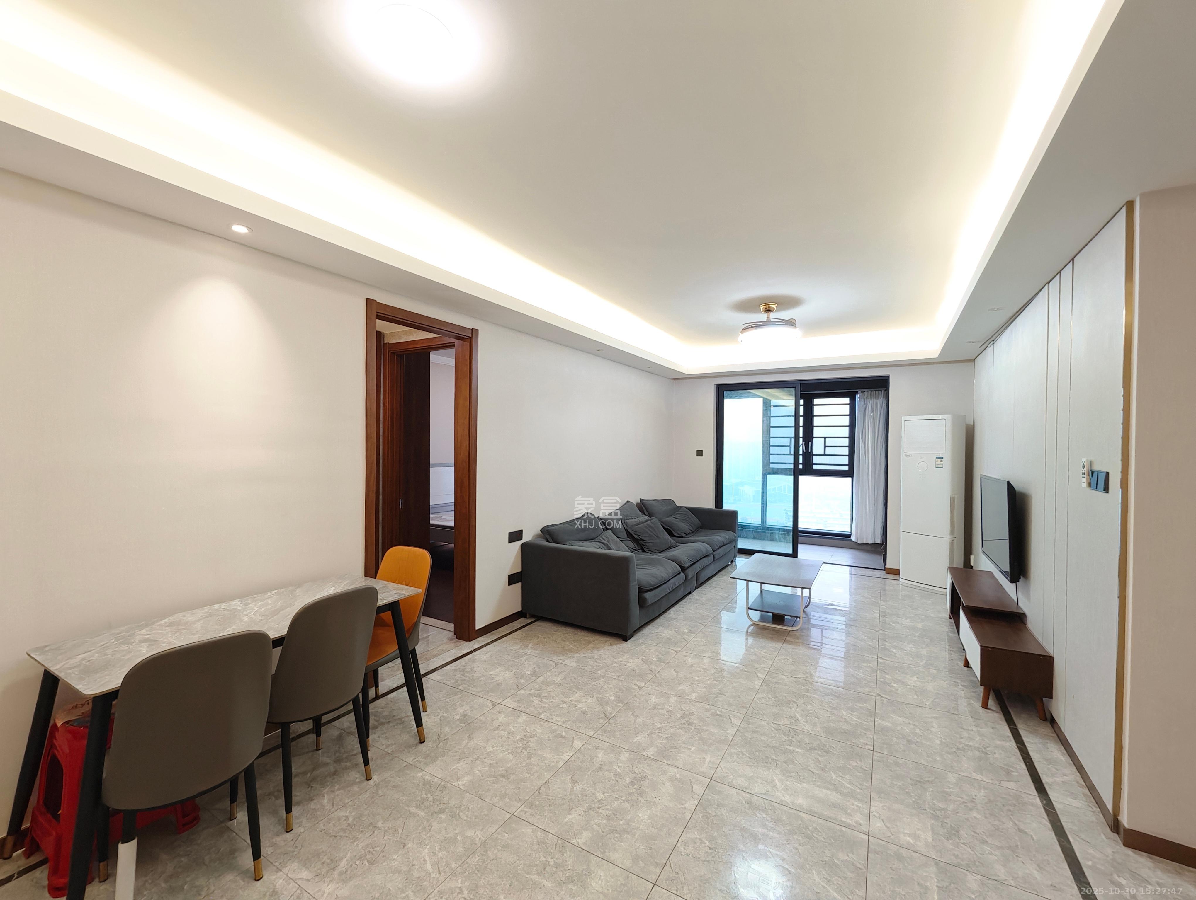 梅溪悦章  3室2厅2卫    3500.0元/月室内图