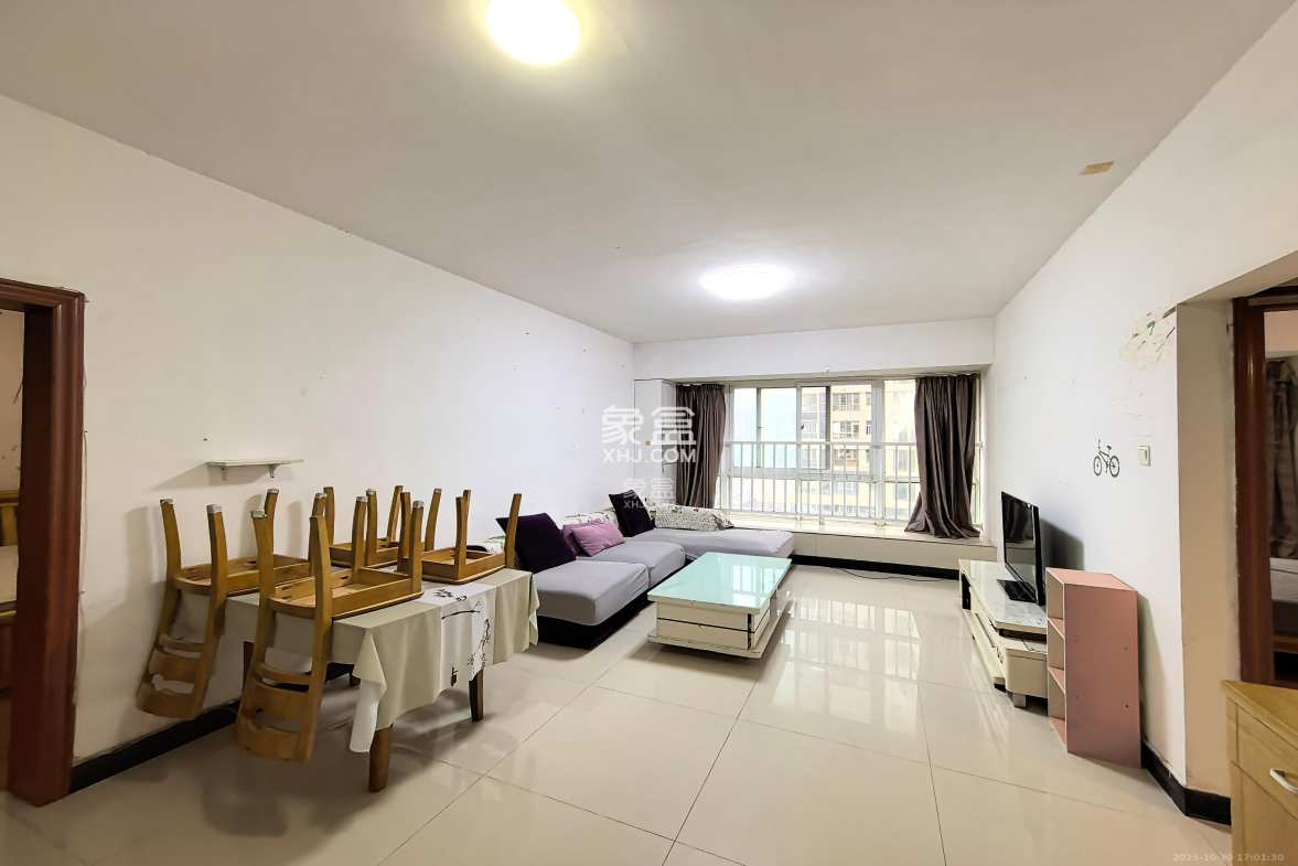 麓山润城  2室2厅1卫    2000.0元/月 麓山润城  2室2厅1卫    2000.0元/月室内图