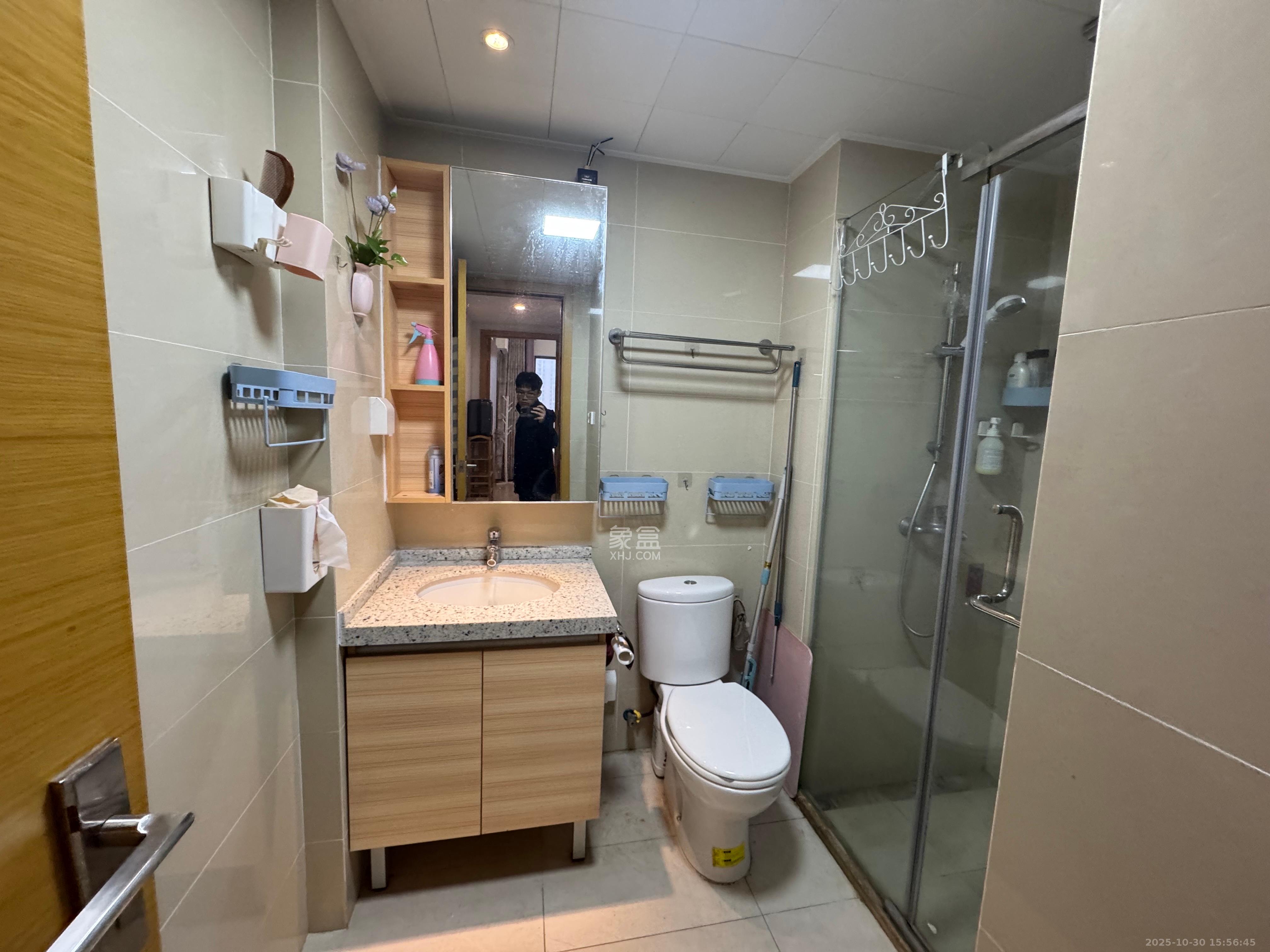 珠江郦城公园1号 2室1厅1卫 2200.0元/月 珠江郦城公园1号 2室1厅1卫 2200.0元/月室内图