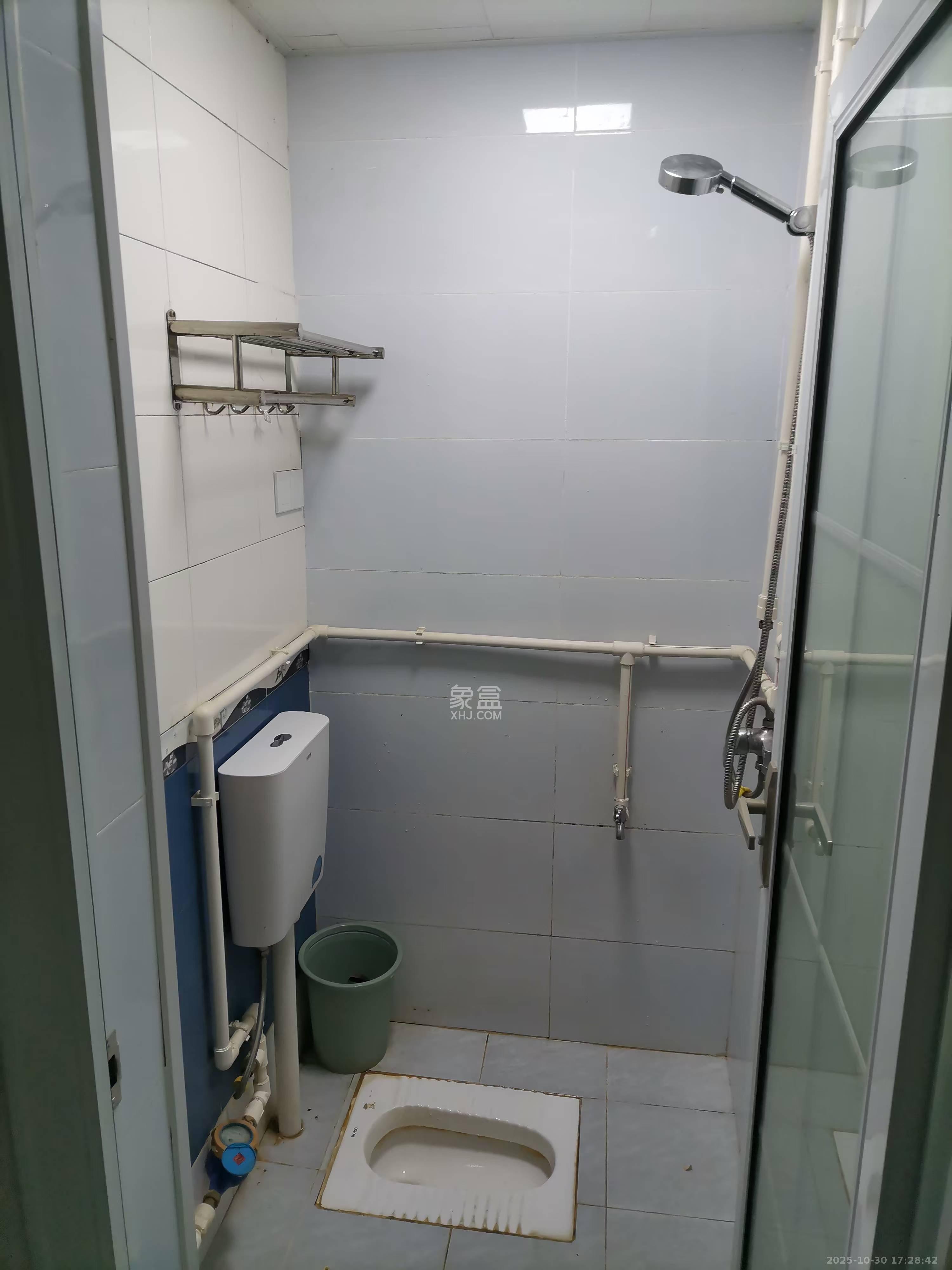 五一新村安置小区(永定社区、永兴社区、永祥社区)  1室1厅1卫    1400.0元/月 五一新村安置小区(永定社区、永兴社区、永祥社区)  1室1厅1卫    1400.0元/月室内图