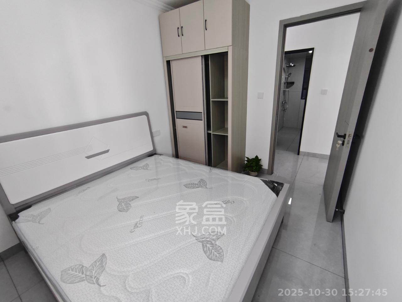 汉高学士府  3室2厅2卫    2600.0元/月室内图