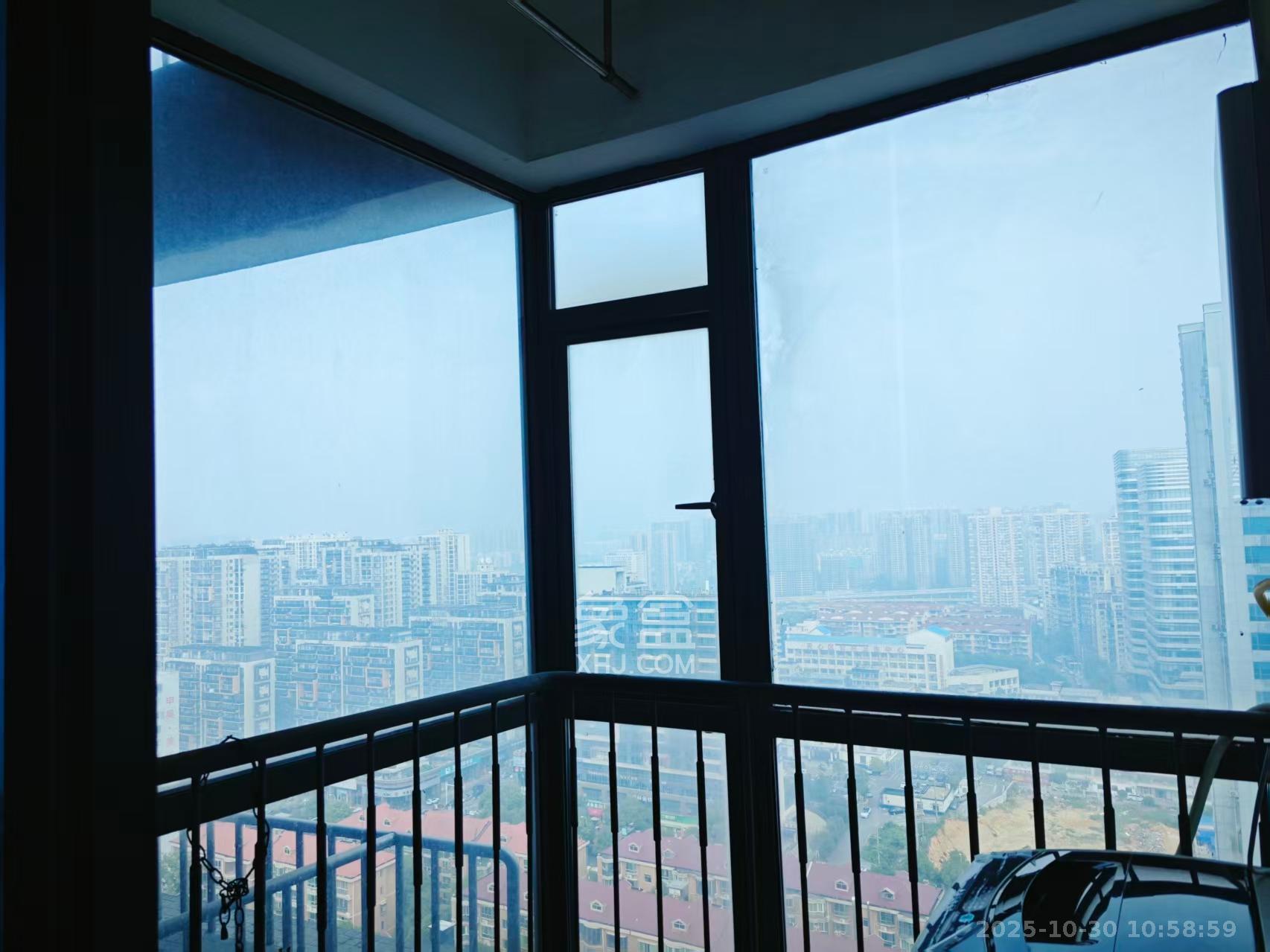 BOBO天下城（CTA财富中心）  1室1厅1卫    1500.0元/月室内图