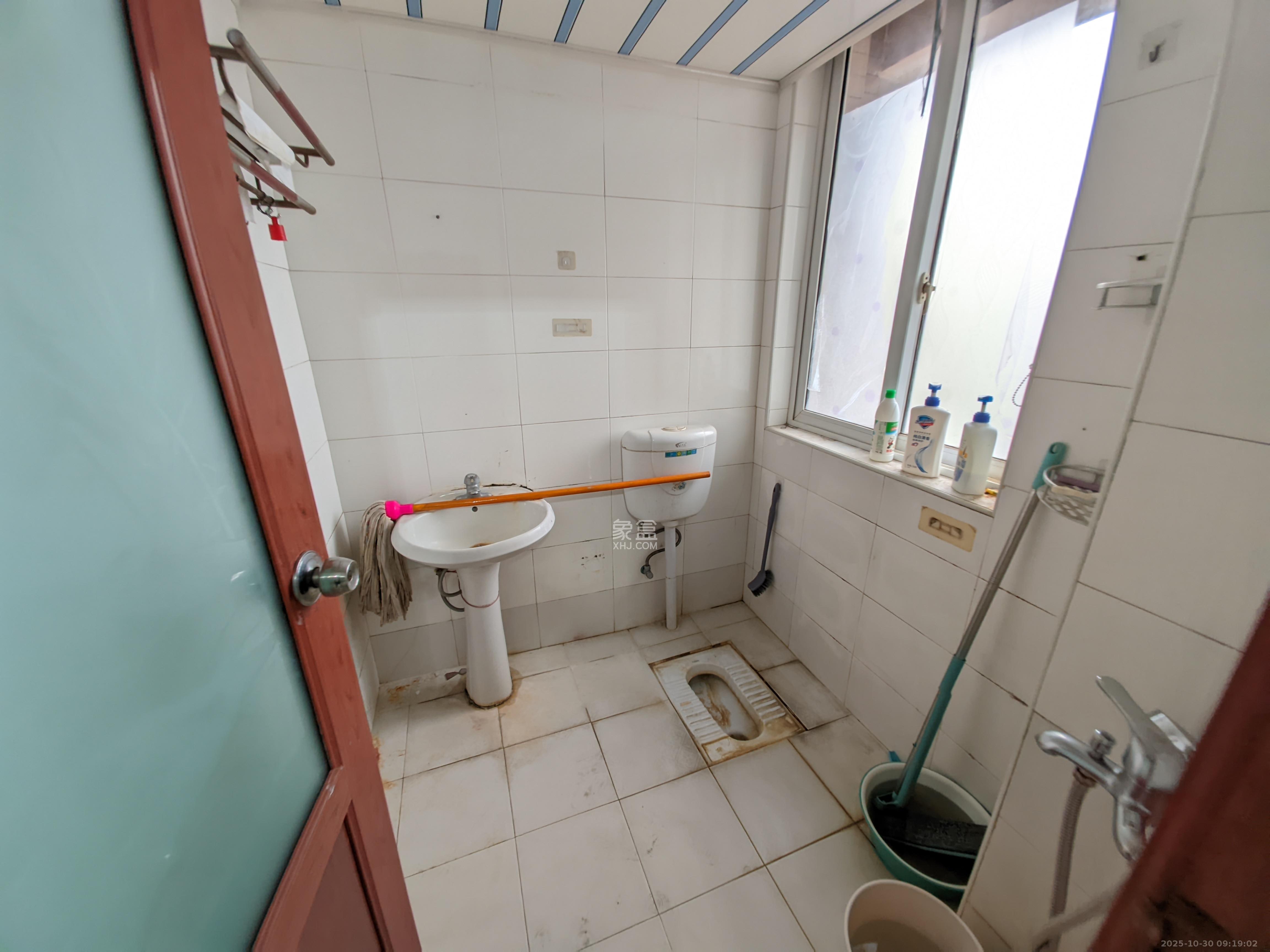 上河国际C区 2室1厅1卫 1500.0元/月 上河国际C区 2室1厅1卫 1500.0元/月室内图