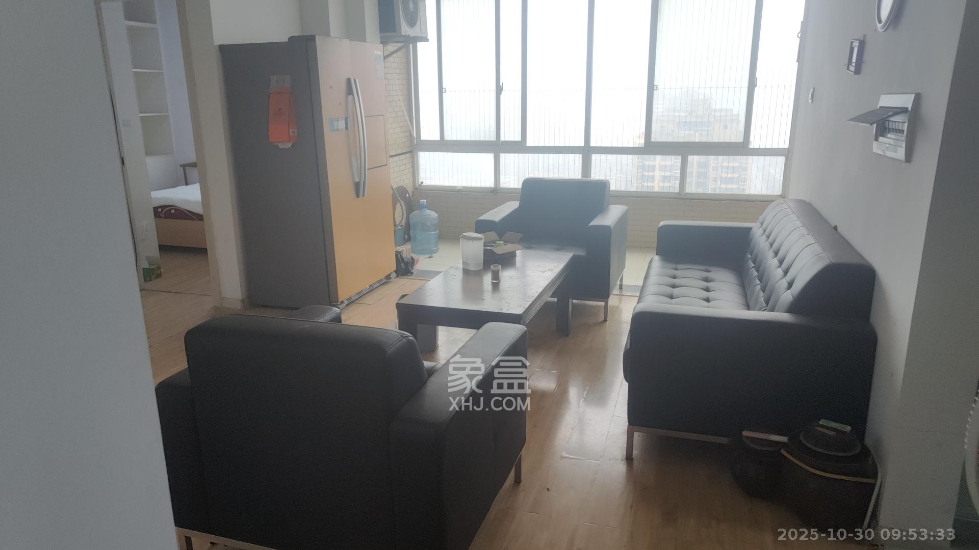 新蕾品阁居  2室1厅1卫    1200.0元/月 新蕾品阁居  2室1厅1卫    1200.0元/月室内图