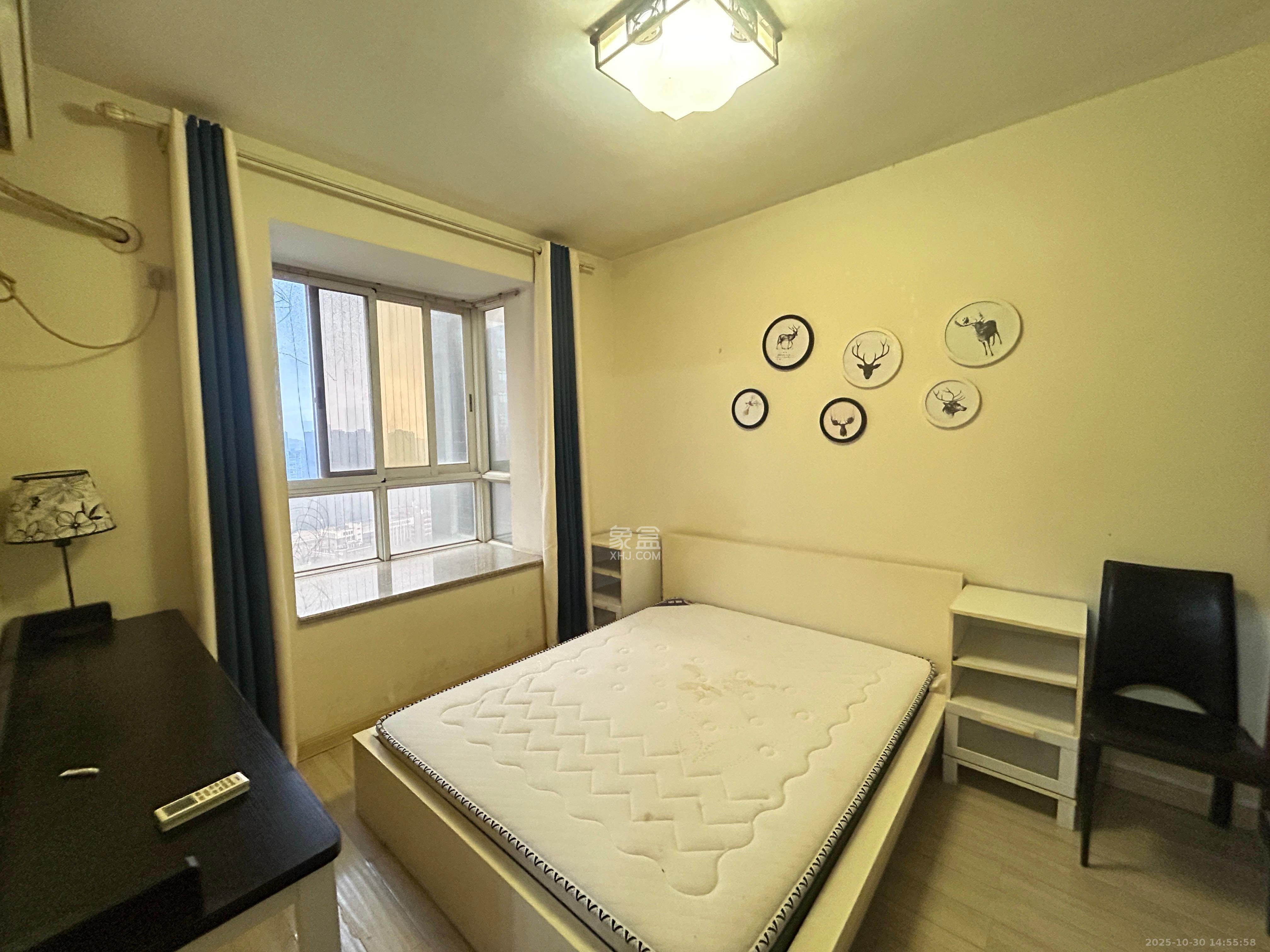 芙蓉公馆  2室1厅1卫    2200.0元/月 芙蓉公馆  2室1厅1卫    2200.0元/月室内图