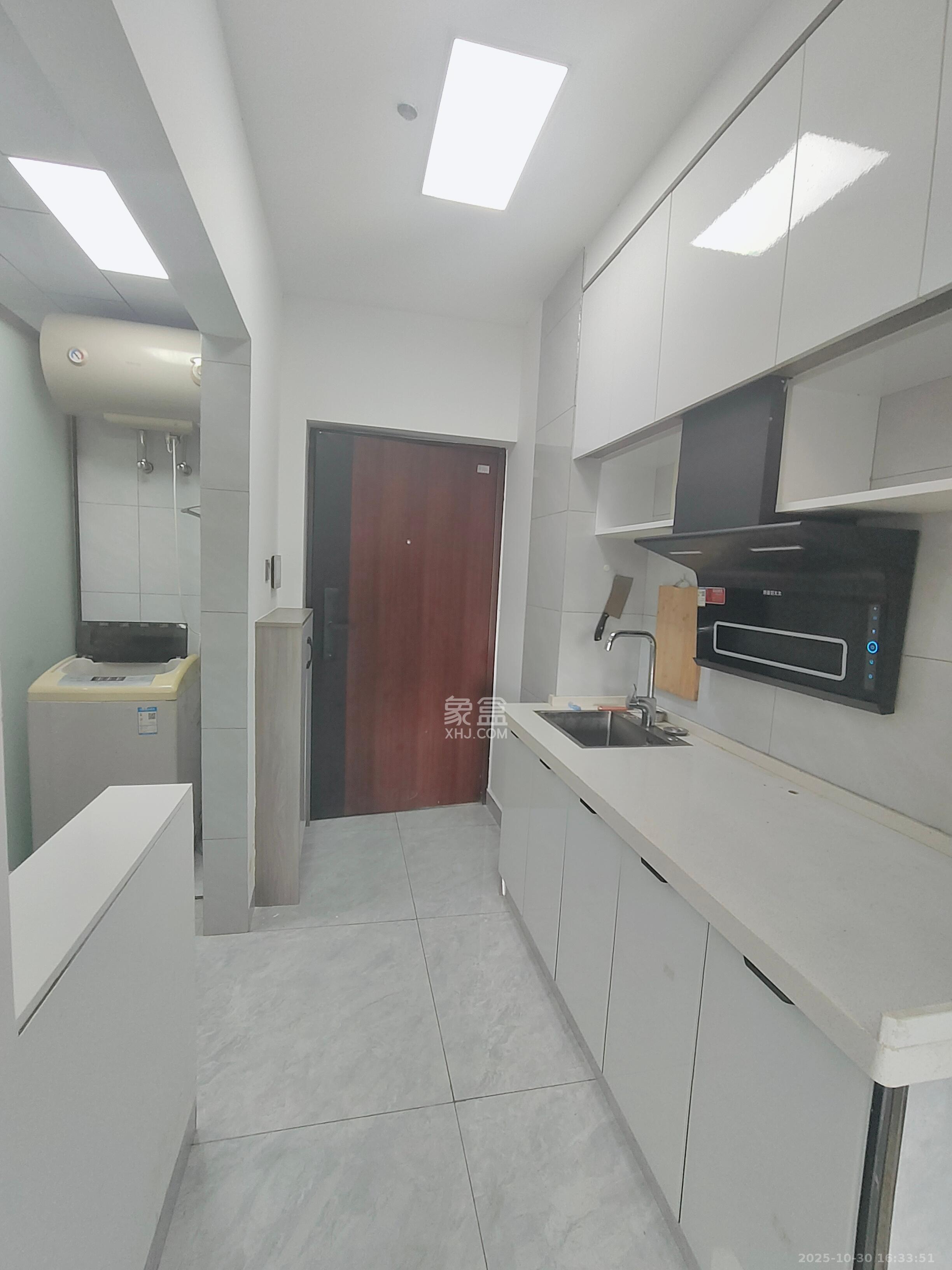 日盛湖湘花苑  1室1厅1卫    1400.0元/月室内图