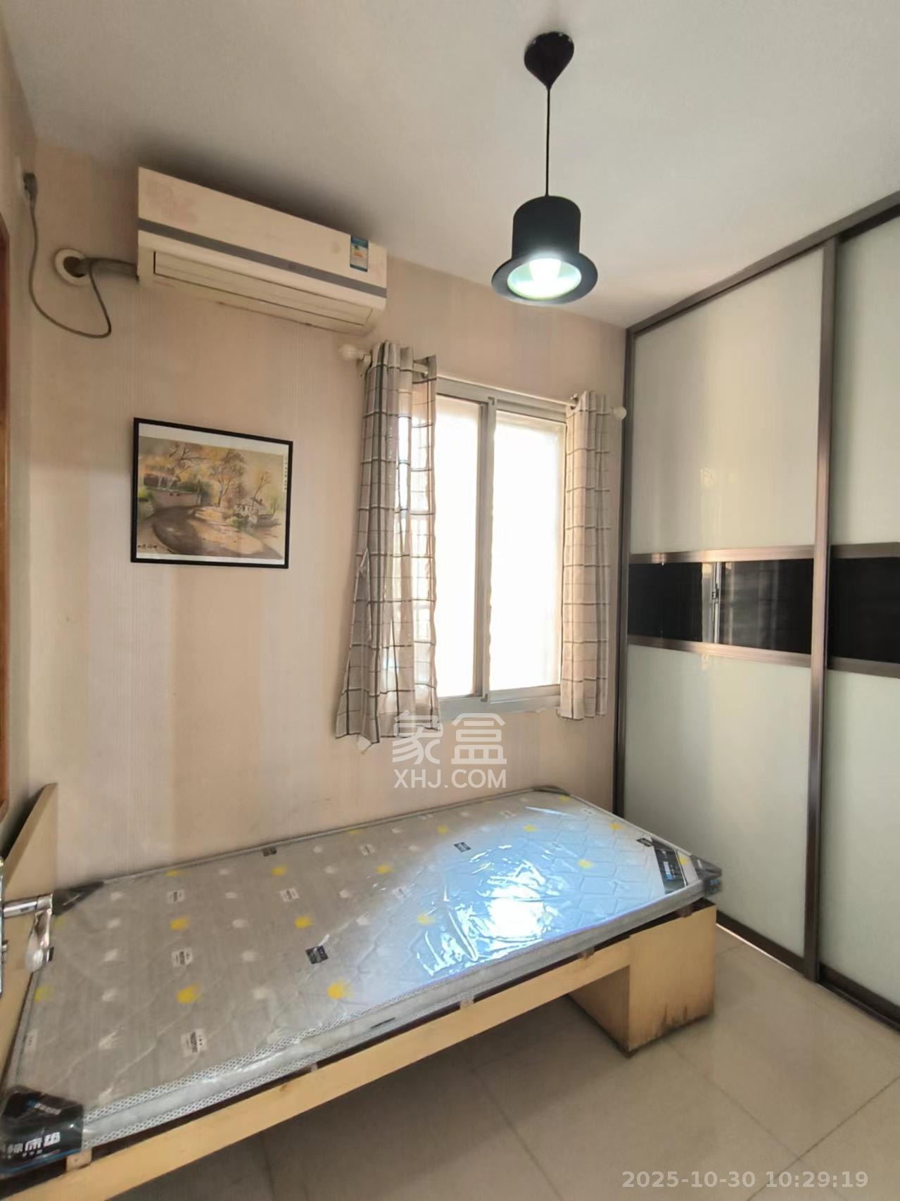 解放东路建行宿舍 3室1厅1卫 2100.0元/月 解放东路建行宿舍 3室1厅1卫 2100.0元/月室内图