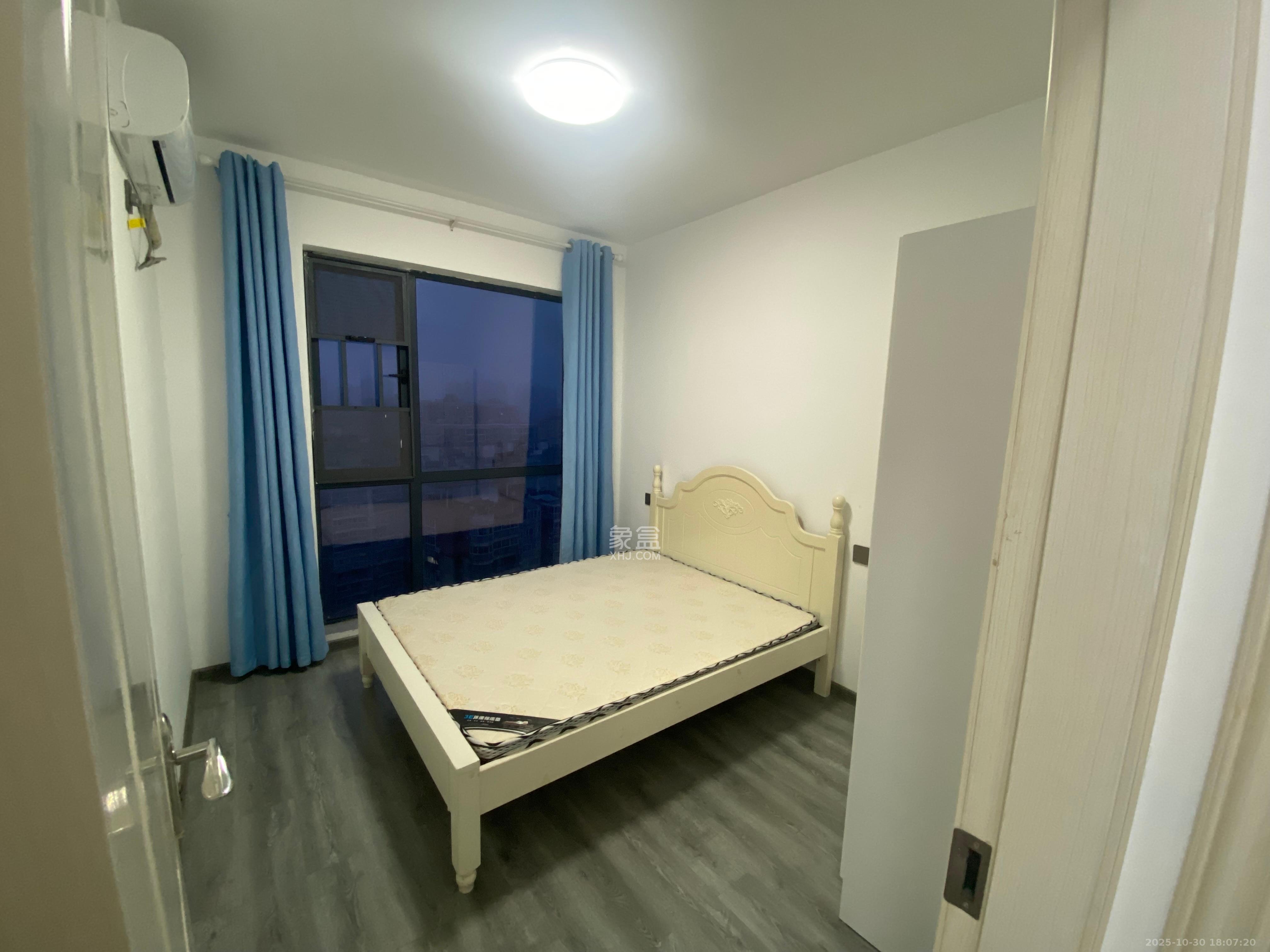 红星国际公馆  4室2厅1卫    3100.0元/月室内图