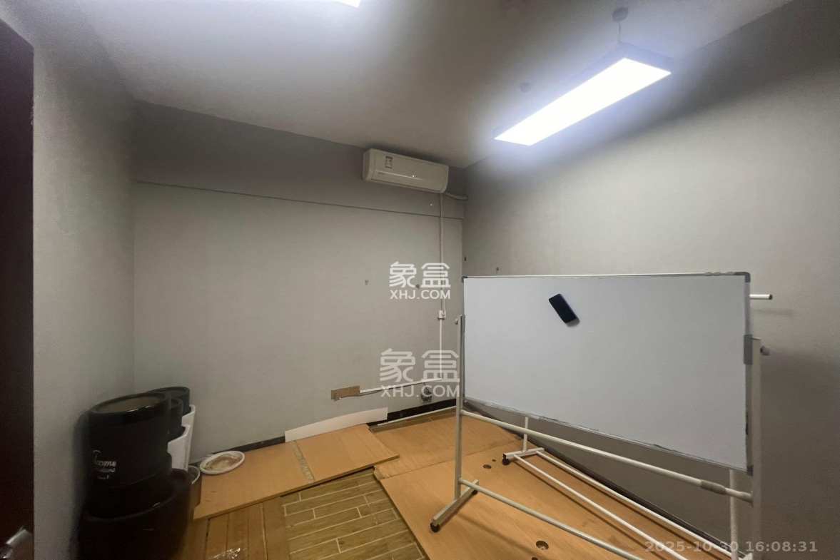 高升时代广场(冠铭商务中心) 1室1厅1卫 3000.0元/月 高升时代广场(冠铭商务中心) 1室1厅1卫 3000.0元/月室内图