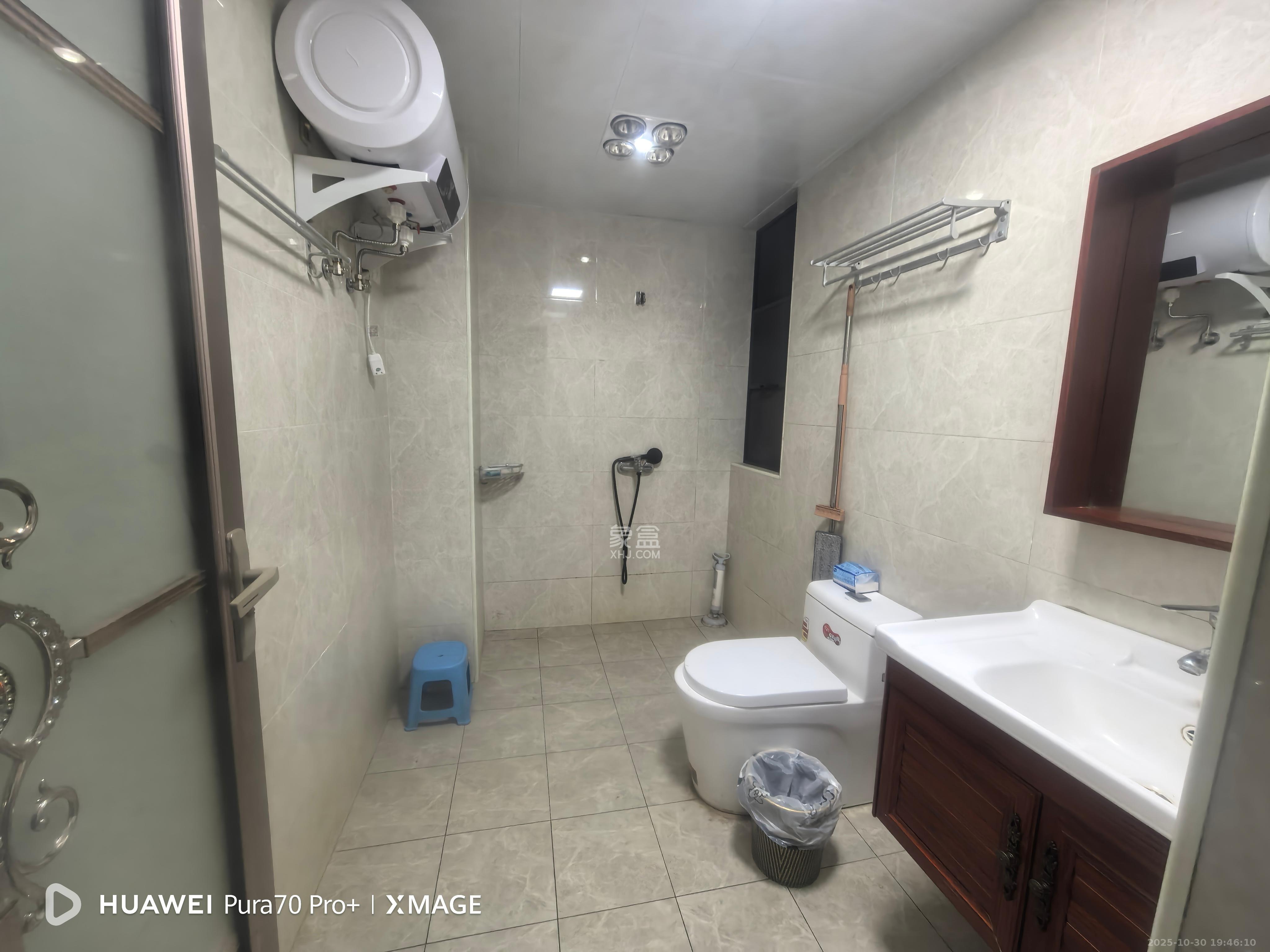 三一街区  1室1厅1卫    1100.0元/月室内图