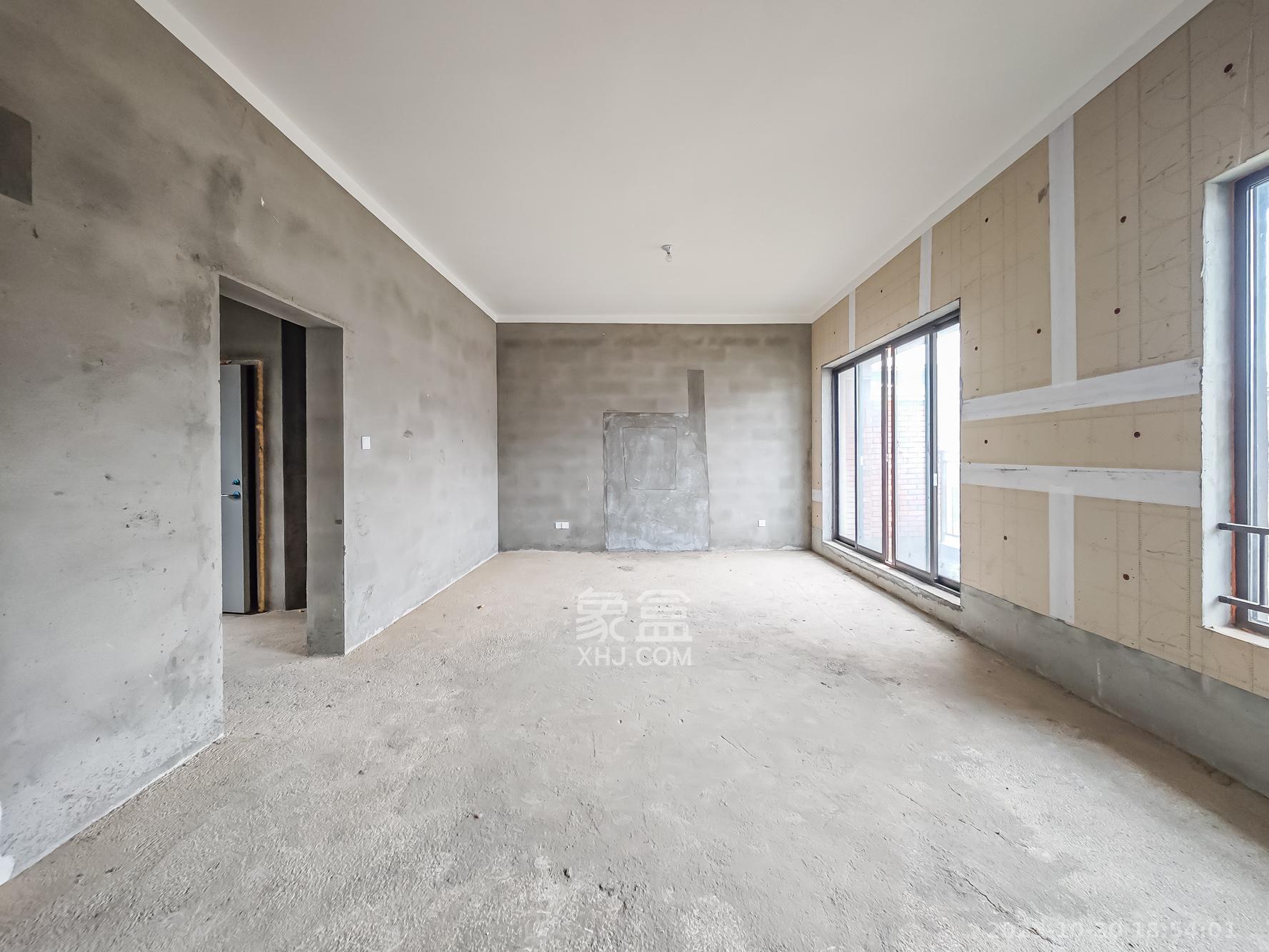 恒基旭辉湖山赋 5室3厅3卫 280.0万 恒基旭辉湖山赋 5室3厅3卫 280.0万卧室