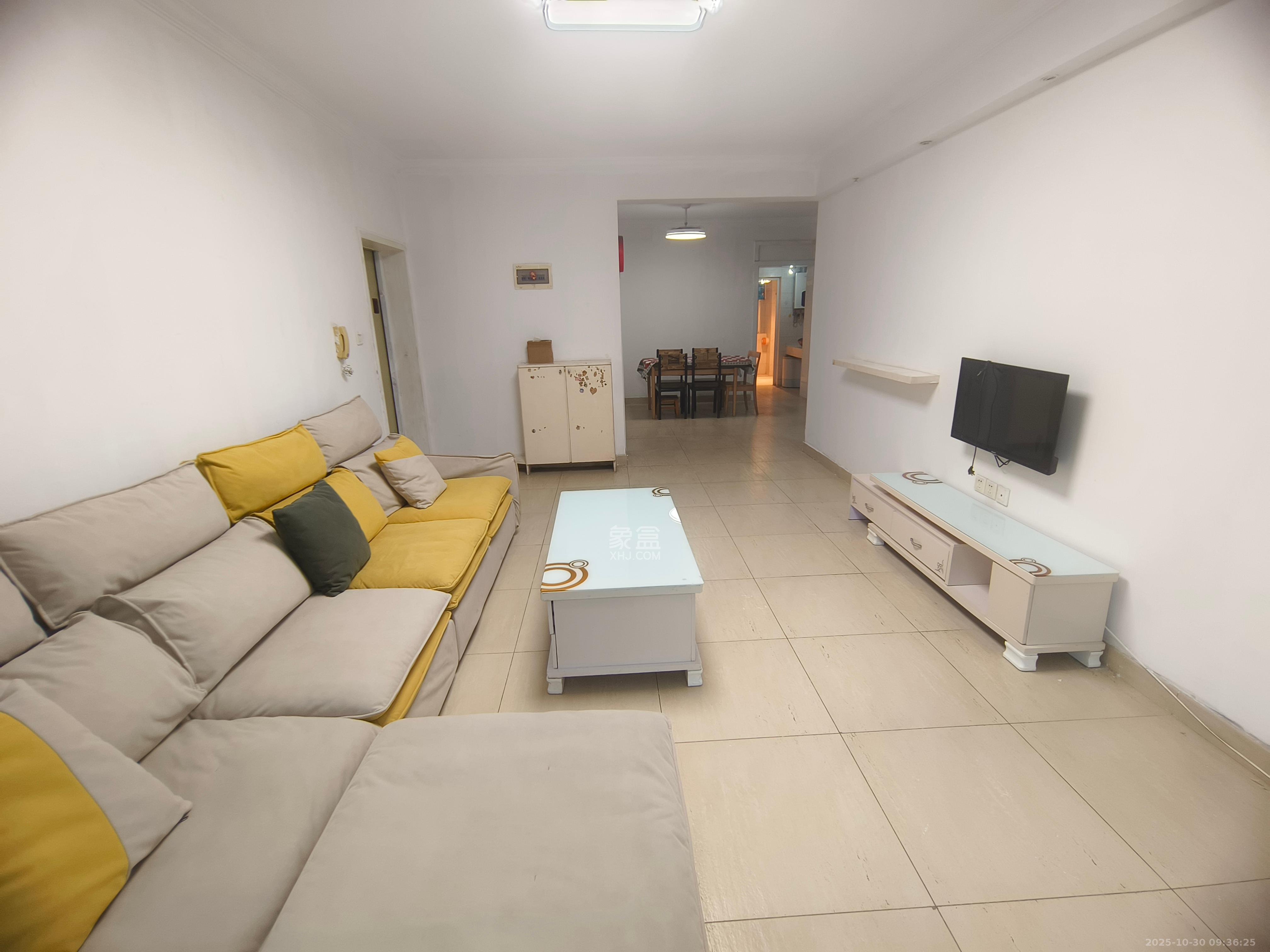 咸嘉新村西子园 3室2厅1卫 2200.0元/月 咸嘉新村西子园 3室2厅1卫 2200.0元/月室内图