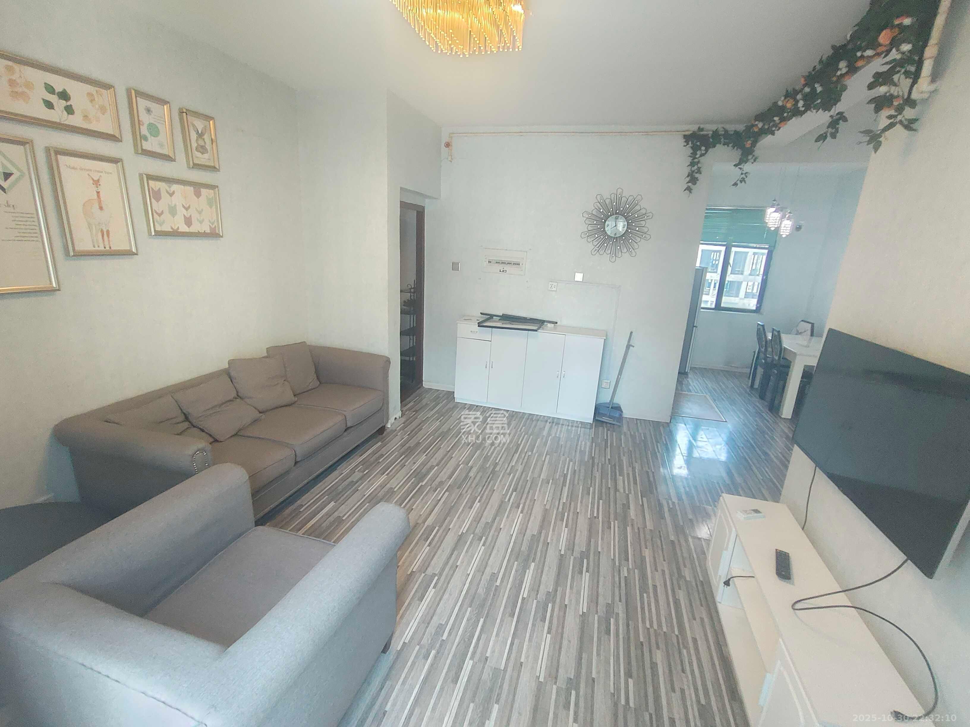 融圣国际  2室1厅1卫    2600.0元/月室内图