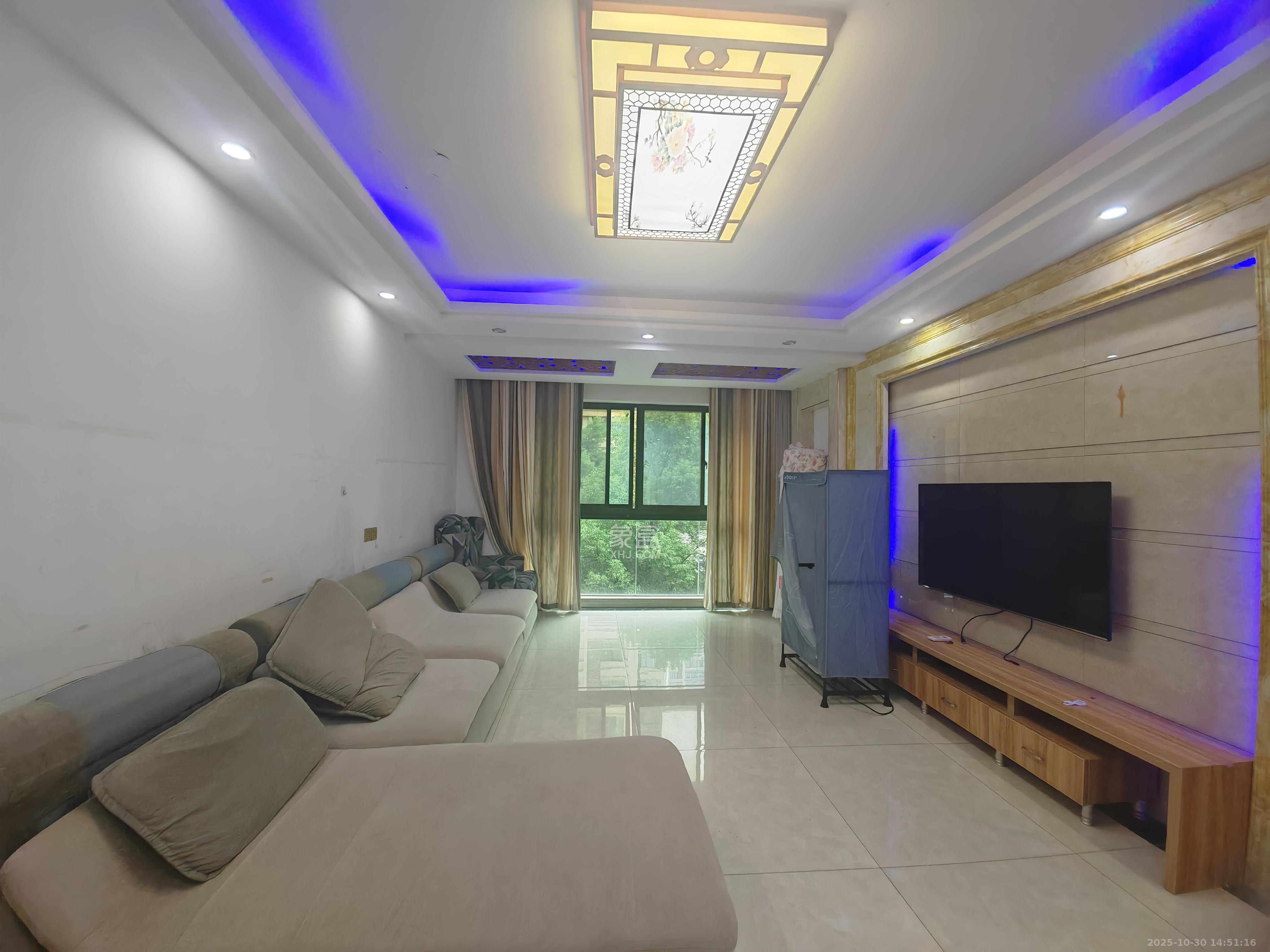 滨江一号（丰泰花园）  3室2厅2卫    2600.0元/月