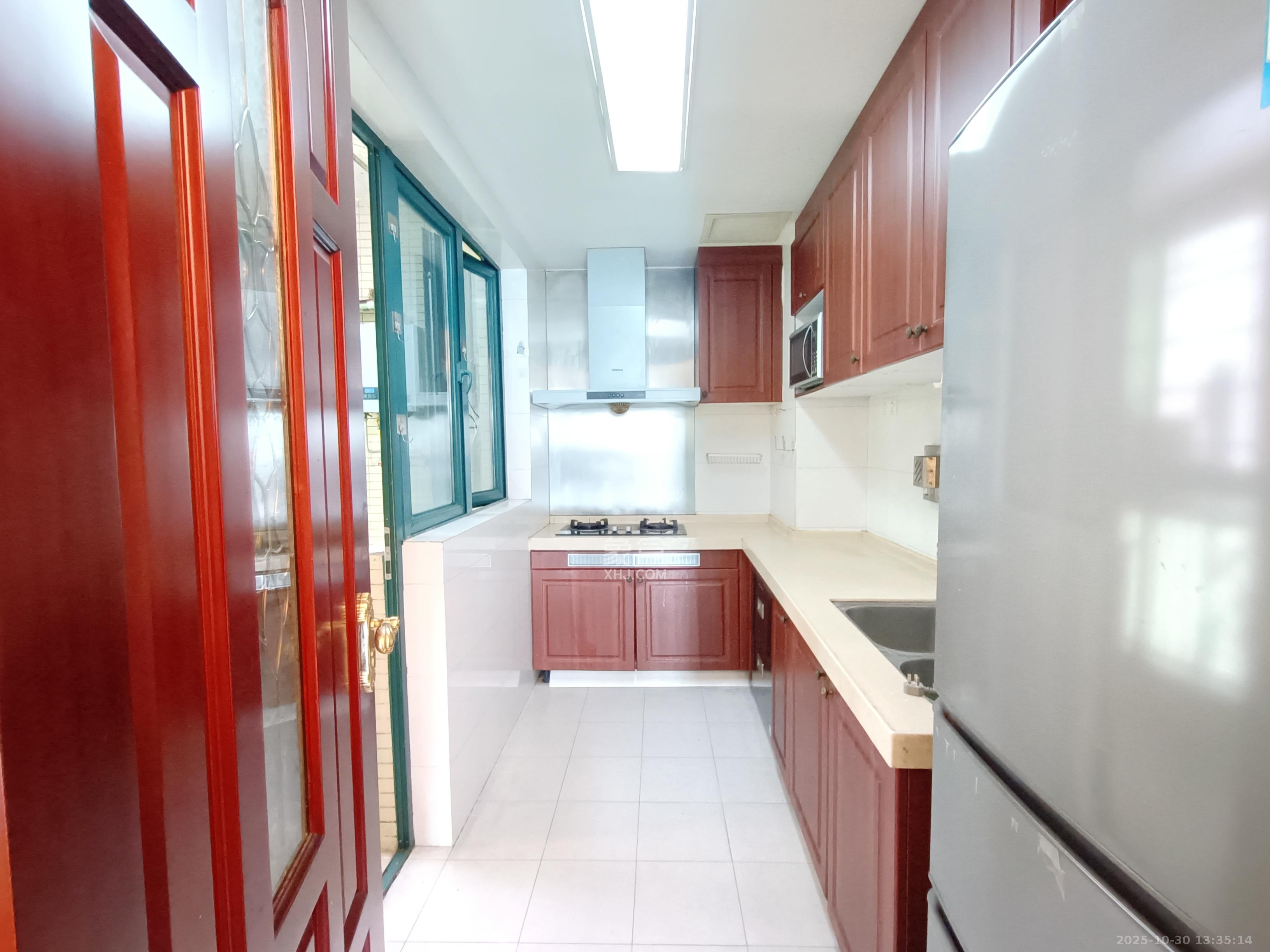 恒大城  4室2厅2卫    2500.0元/月室内图