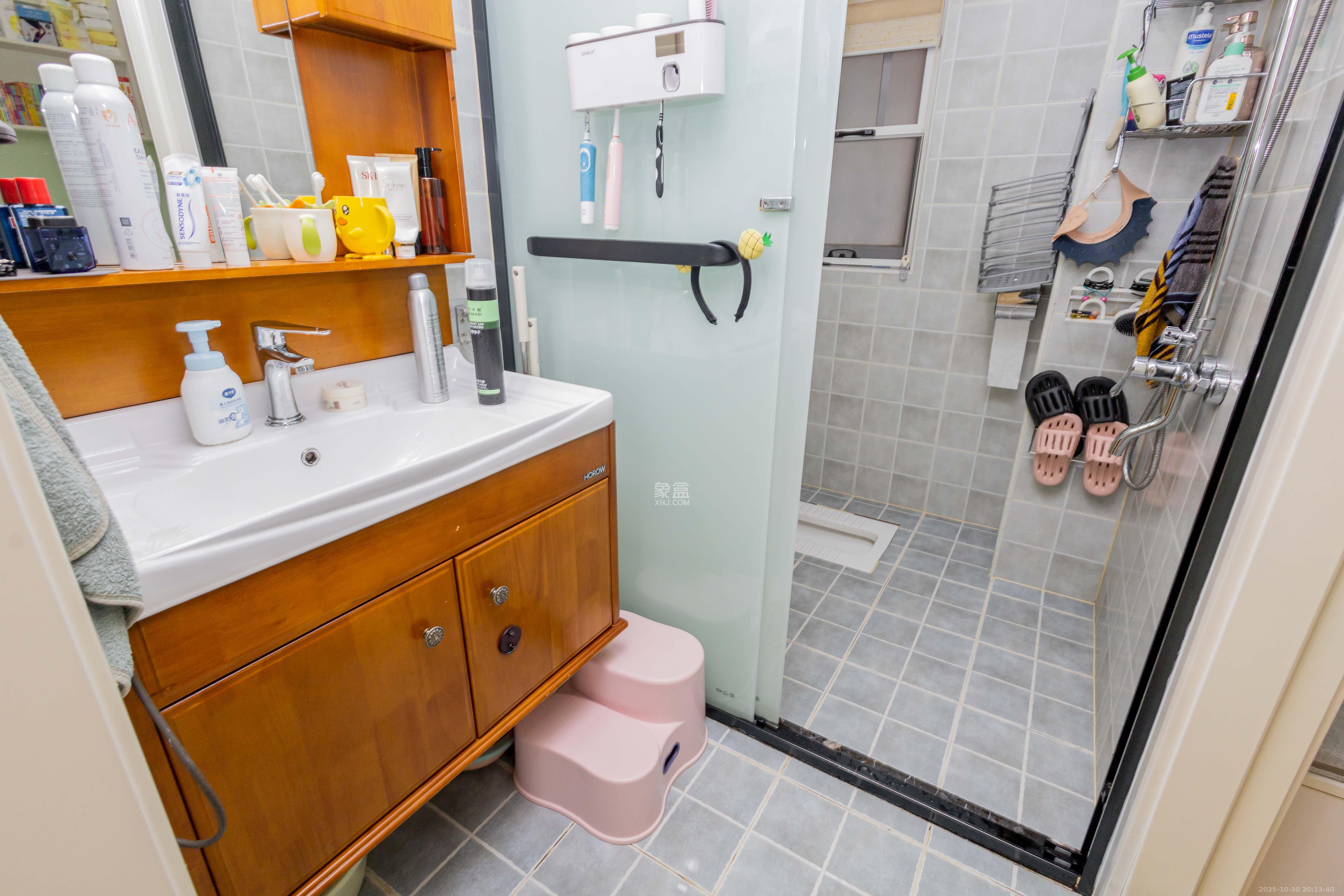 芙蓉万国城MOMA（卓越汇富苑）  3室1厅1卫    98.8万卫生间