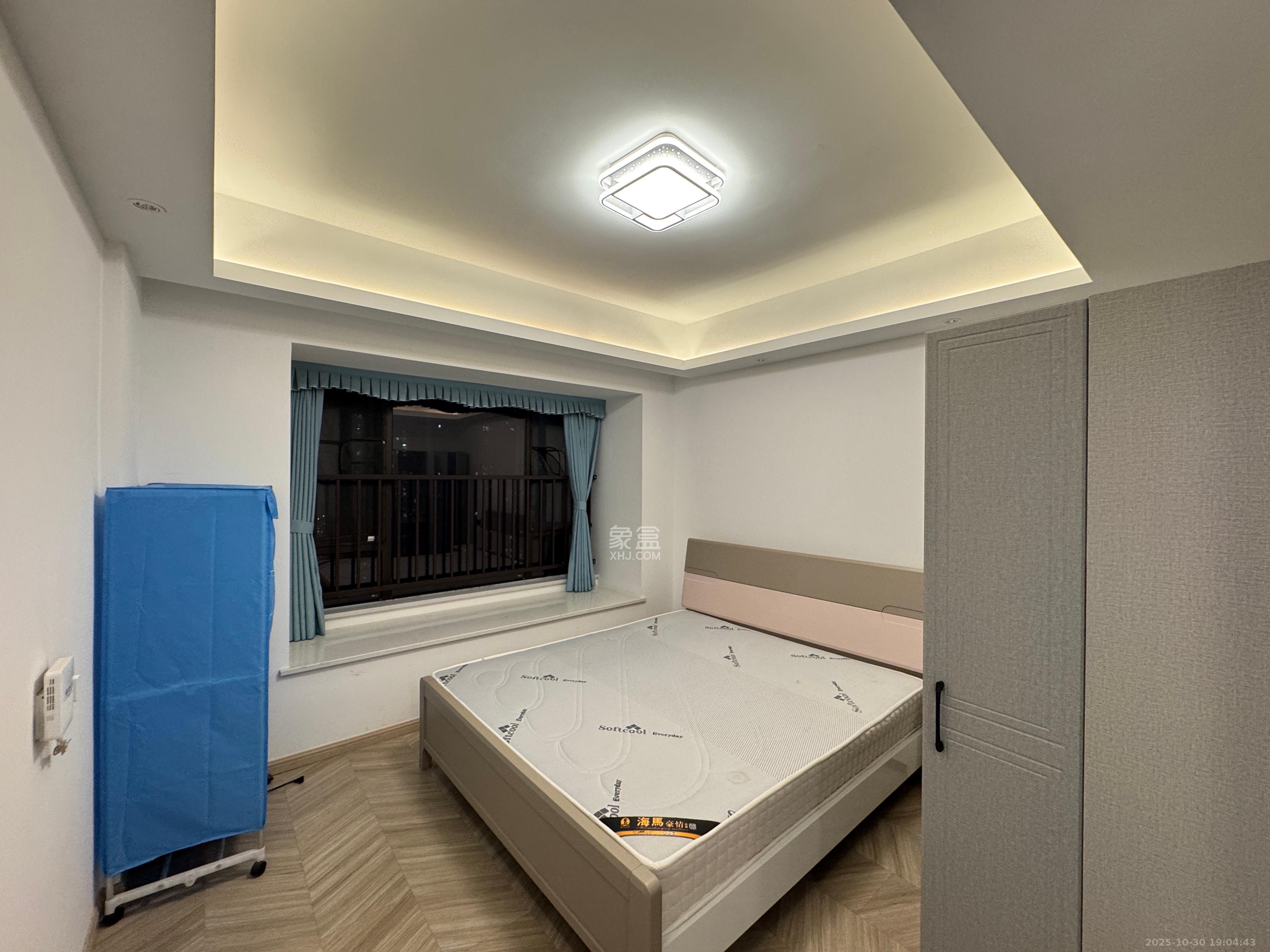 臻园  3室1厅2卫    3300.0元/月 臻园  3室1厅2卫    3300.0元/月室内图