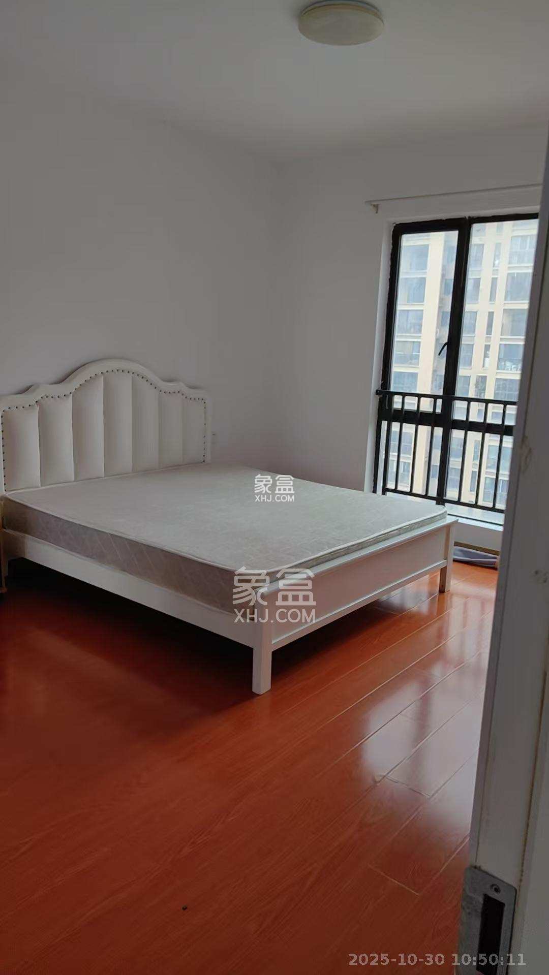 长燃新奥佳园  3室2厅2卫    2300.0元/月 长燃新奥佳园  3室2厅2卫    2300.0元/月室内图