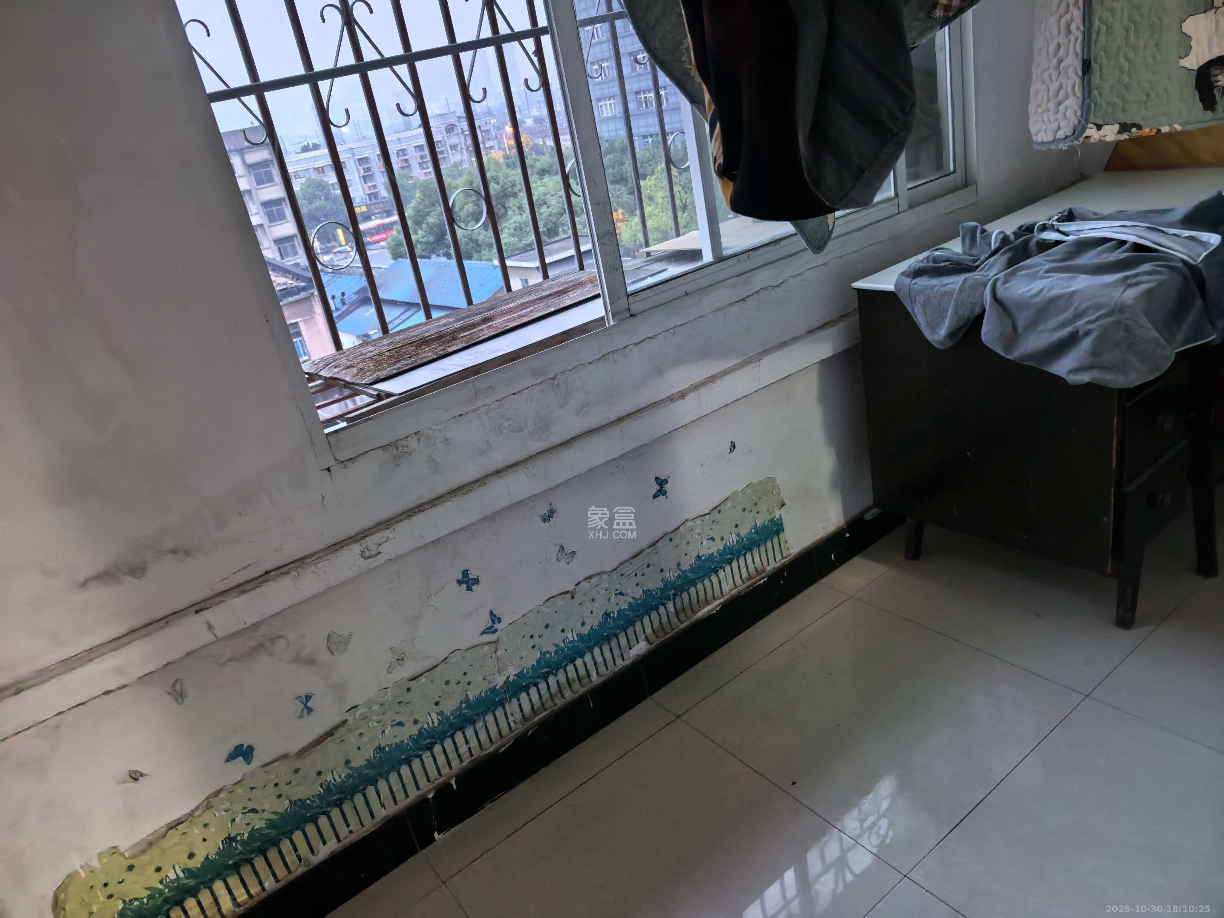 市直属机关宿舍  2室1厅1卫    1500.0元/月室内图