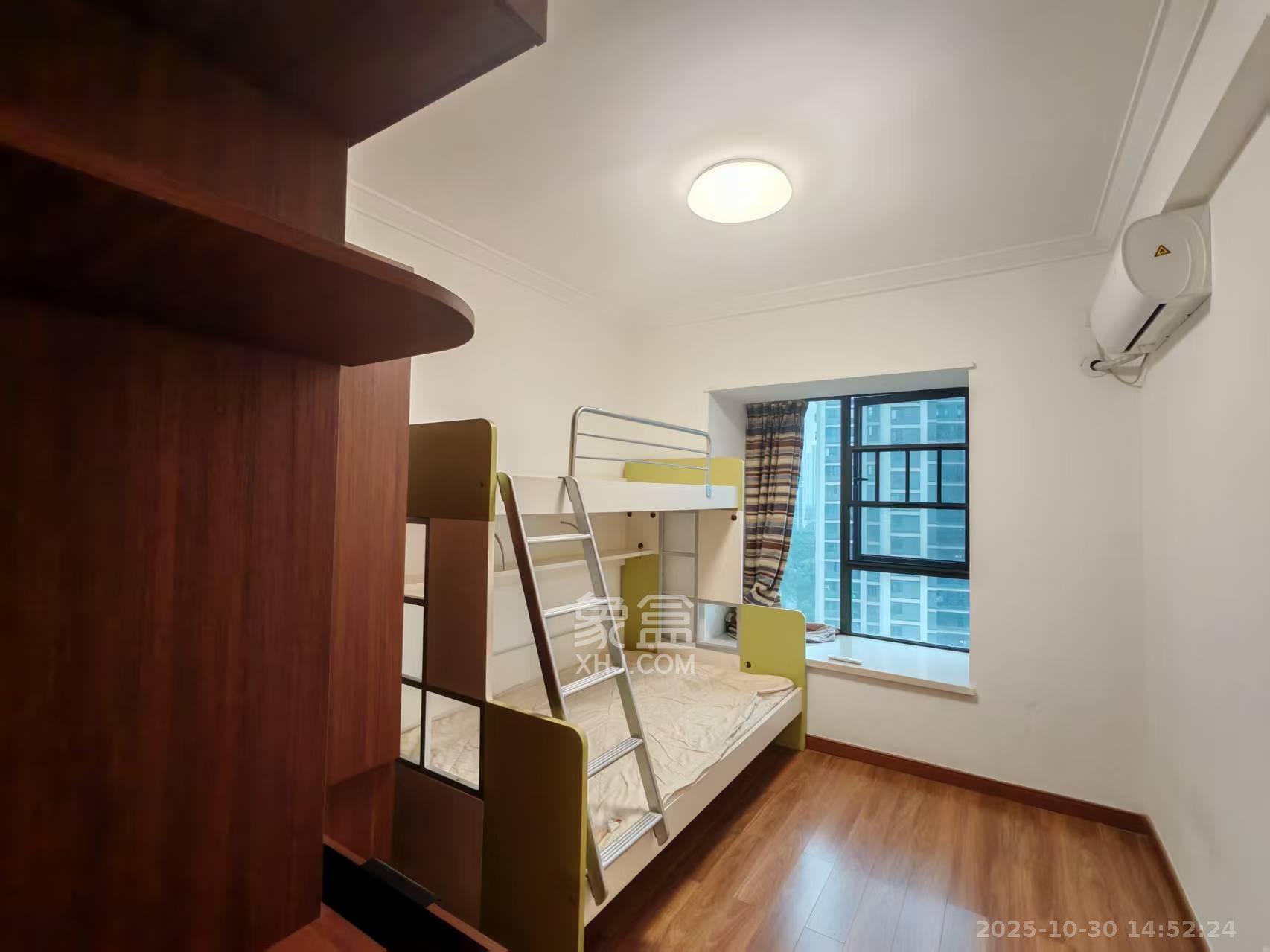 深业鹭栖府  3室2厅2卫    3000.0元/月 深业鹭栖府  3室2厅2卫    3000.0元/月室内图