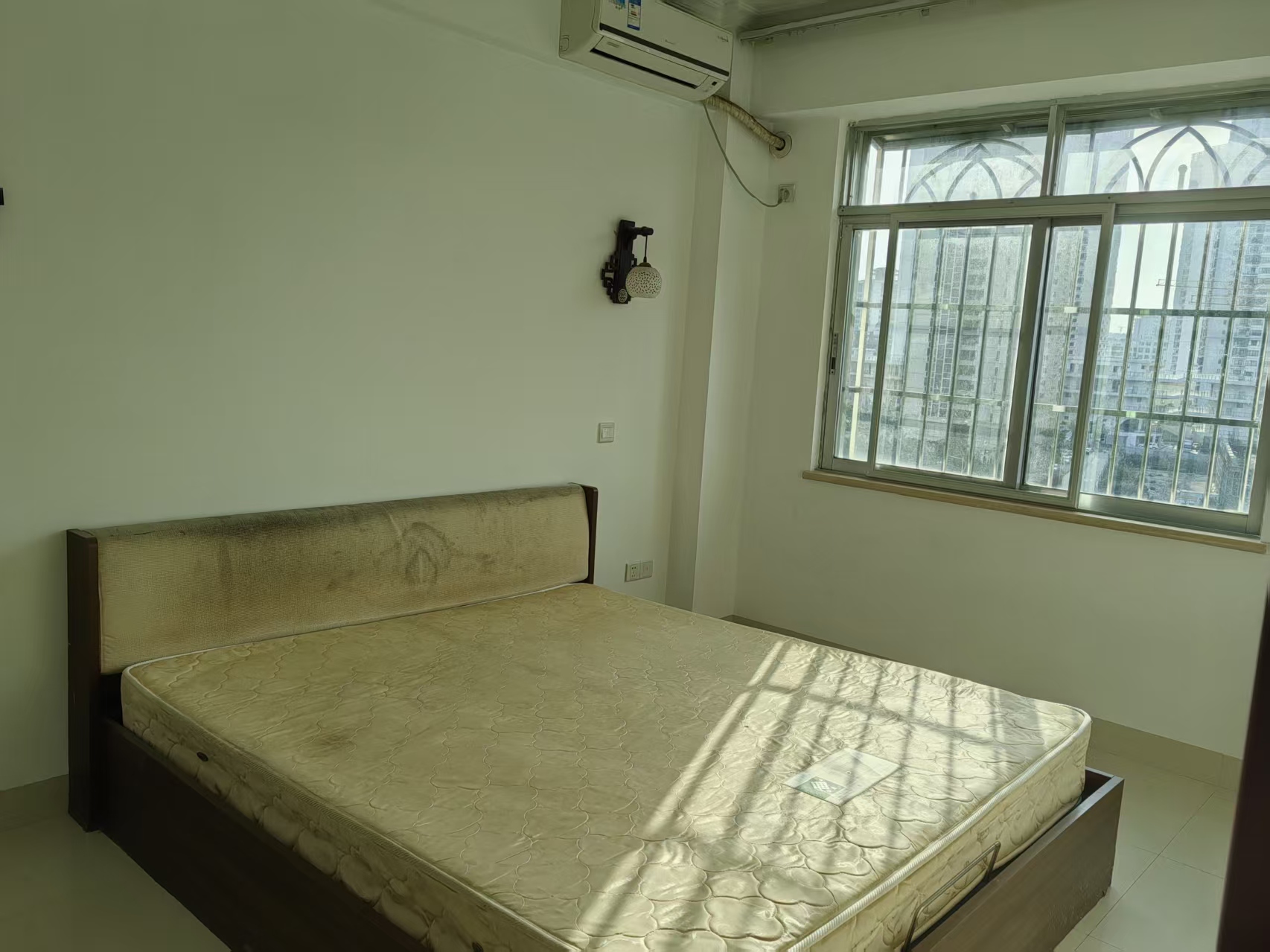 矿冶大厦  3室2厅1卫    2700.0元/月室内图