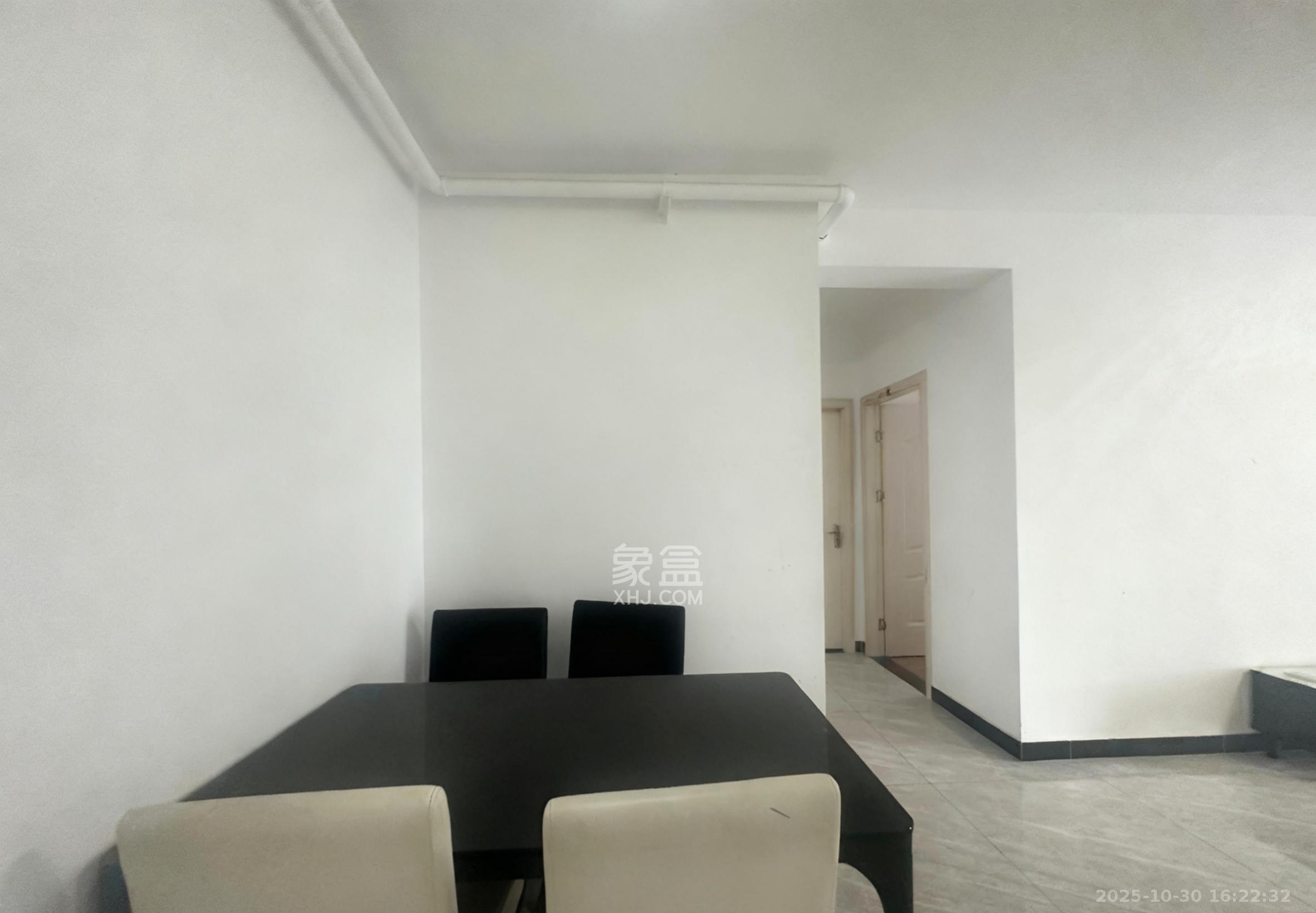 保利天禧D区  3室2厅2卫    3500.0元/月室内图