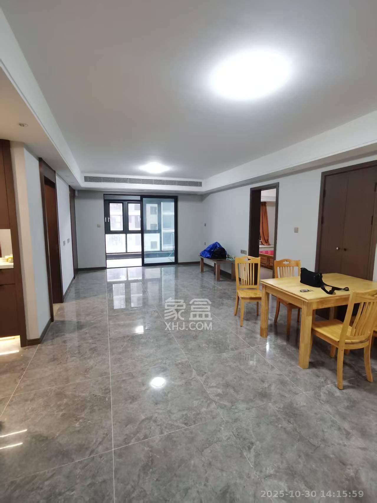 梦想麓隐天境  4室2厅2卫    3000.0元/月 梦想麓隐天境  4室2厅2卫    3000.0元/月