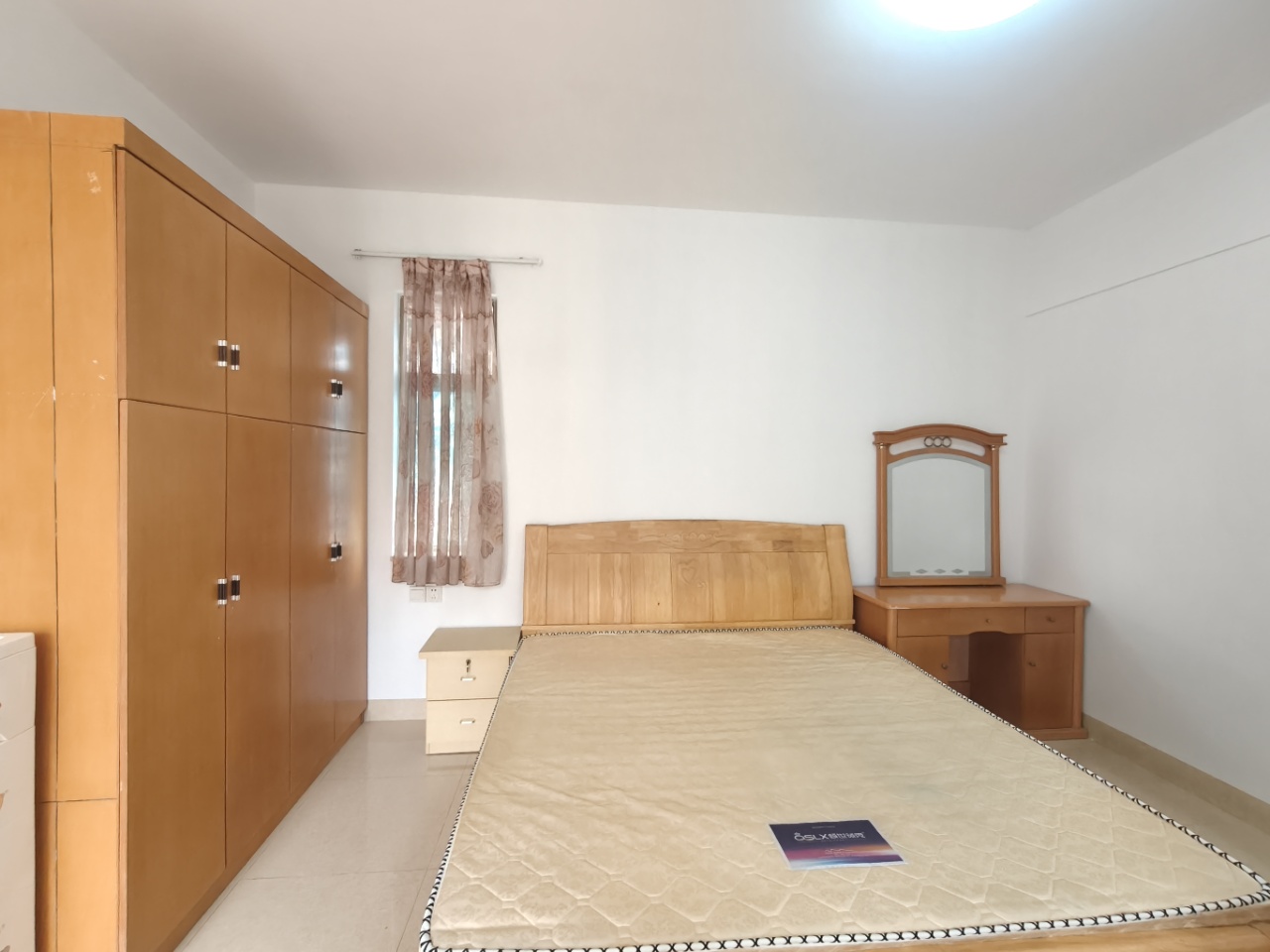 南海绿洲  3室2厅2卫    2900.0元/月室内图