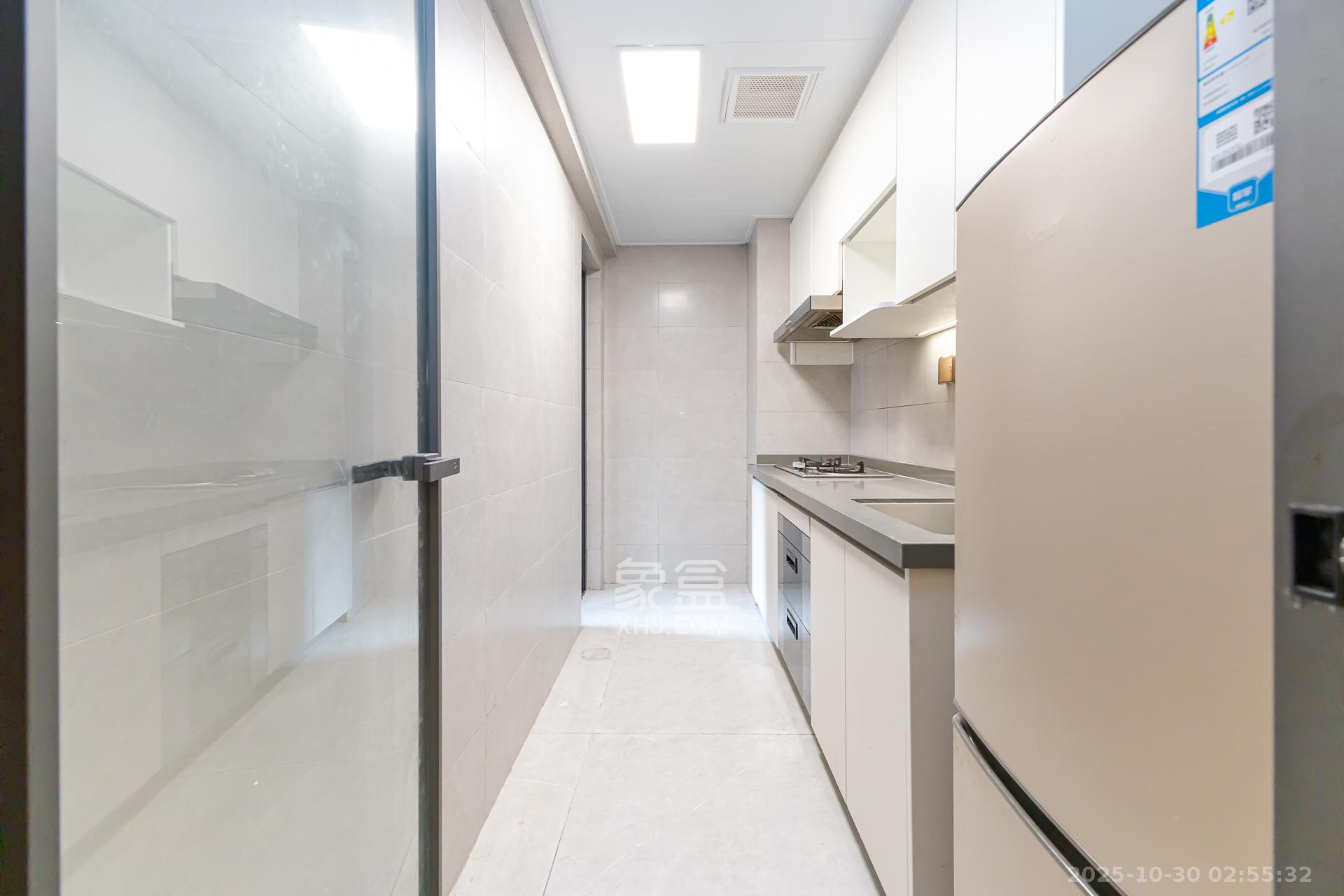 时代倾城.时代遇见  3室2厅2卫    98.8万 时代倾城.时代遇见  3室2厅2卫    98.8万厨房