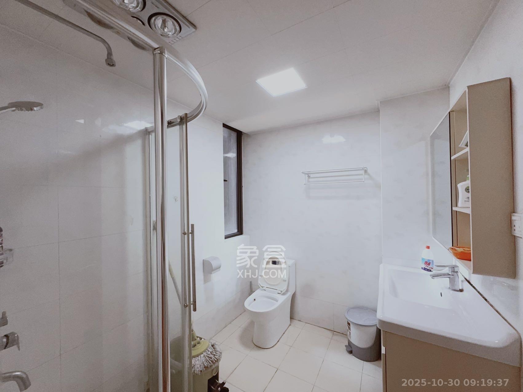 博林金谷  1室2厅1卫    3000.0元/月室内图