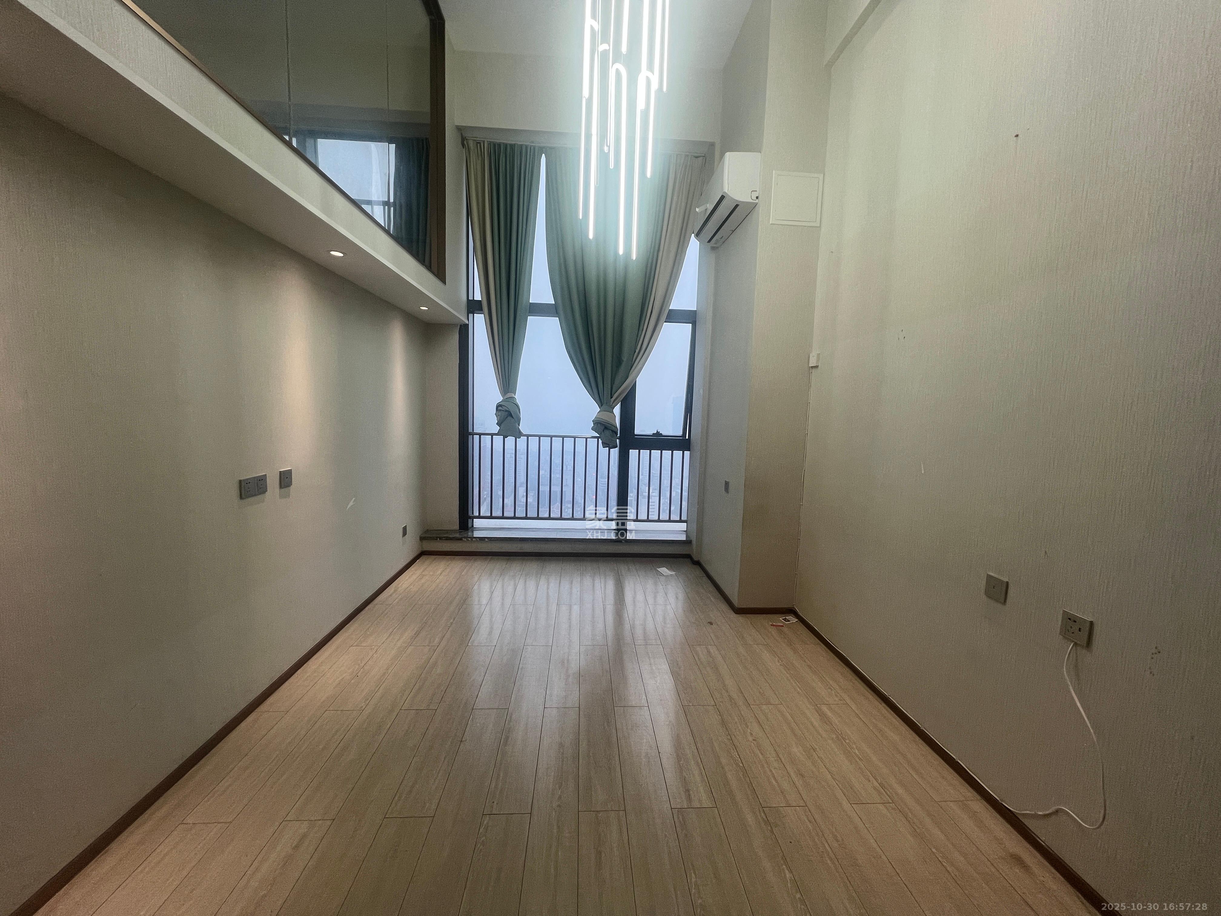 华远华时代 3室2厅2卫 3800.0元/月 华远华时代 3室2厅2卫 3800.0元/月室内图