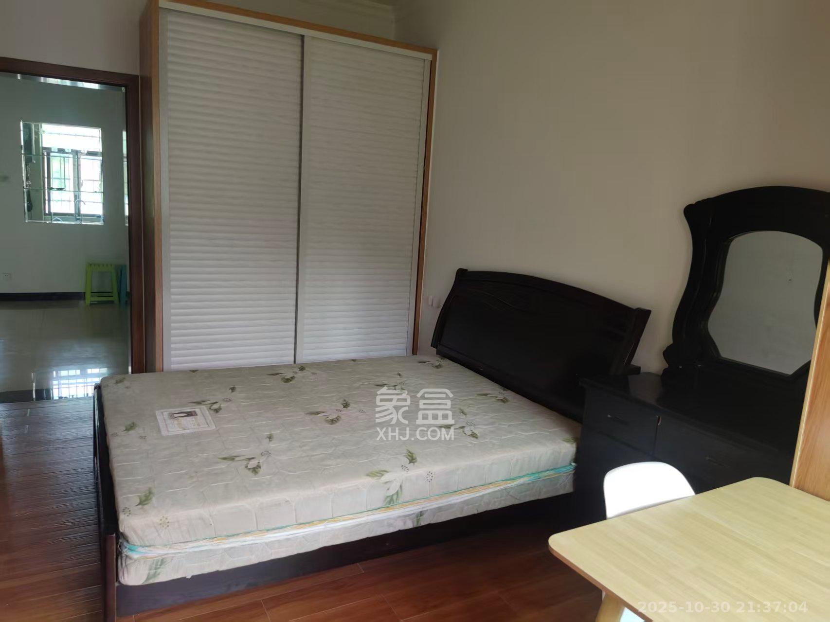 兴联创新小区  1室0厅0卫    1500.0元/月