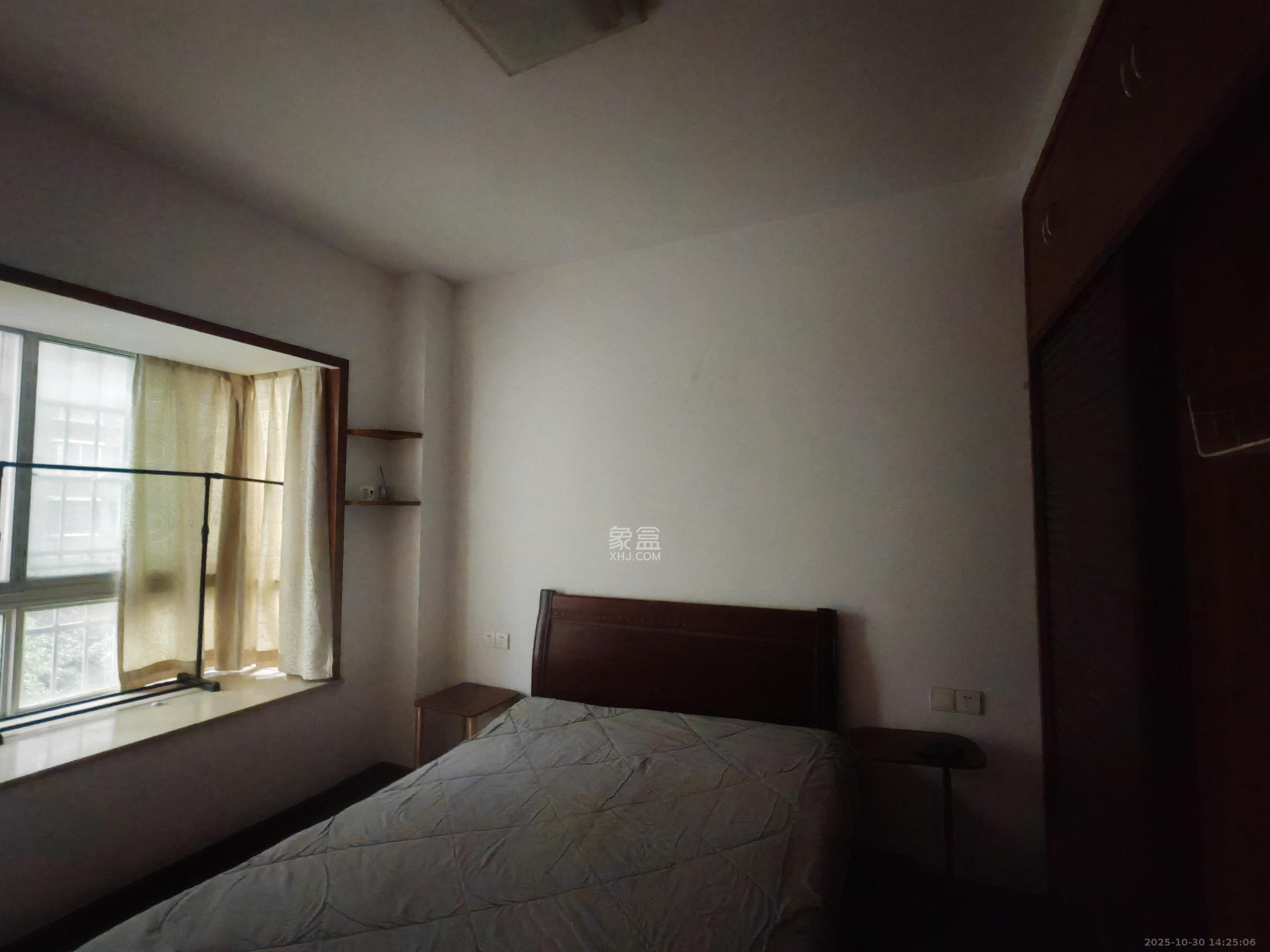 景上鑫苑  3室1厅1卫    1400.0元/月室内图