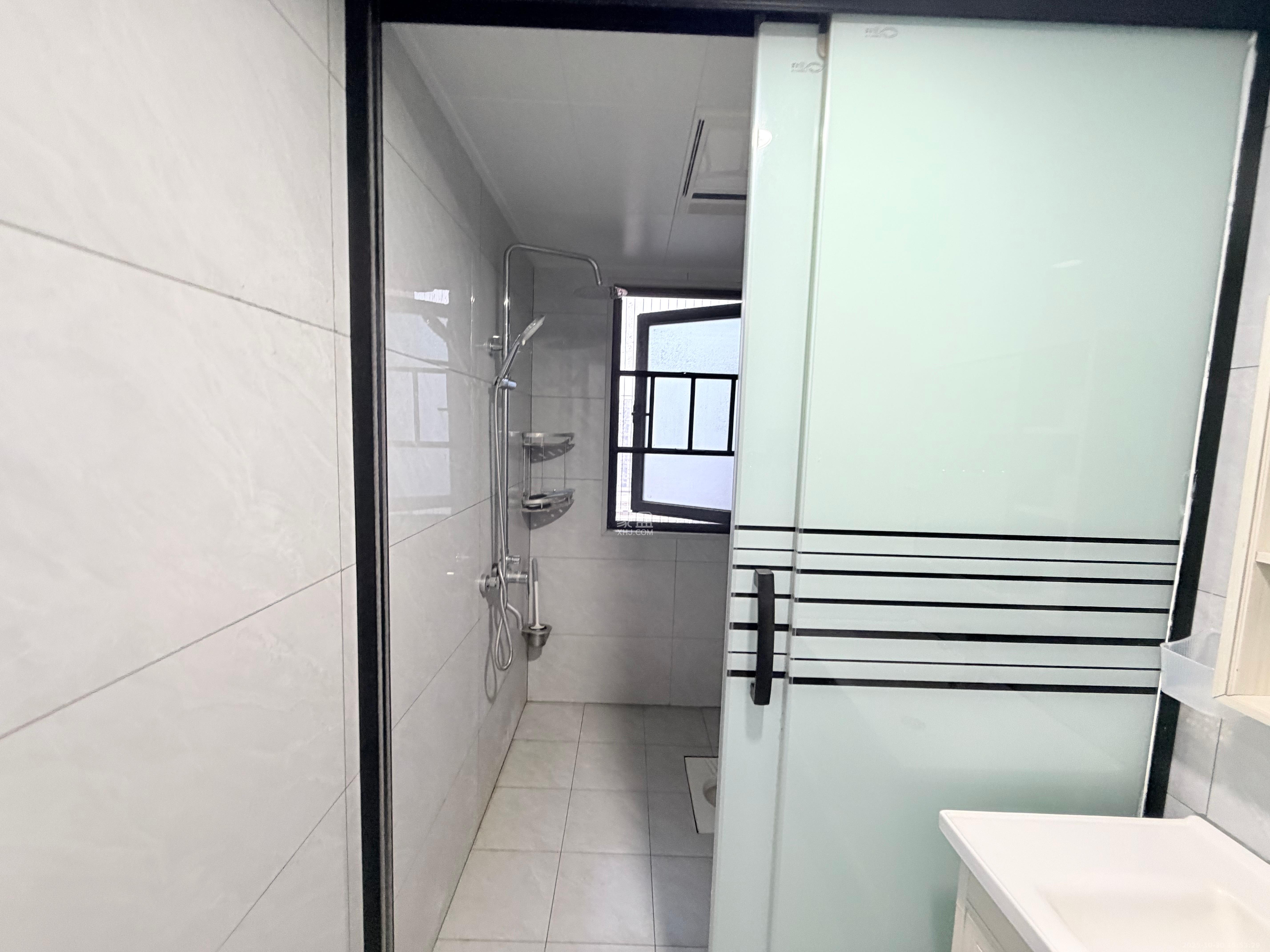 长房东旭国际 4室2厅2卫 4000.0元/月 长房东旭国际 4室2厅2卫 4000.0元/月室内图