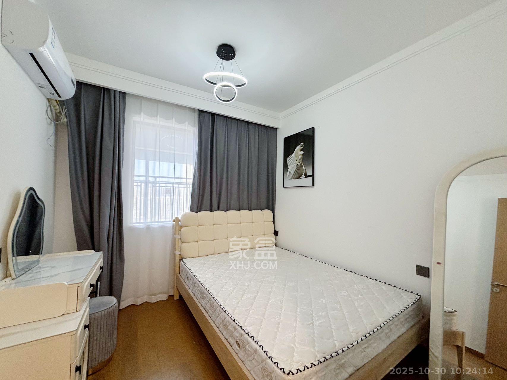 旭辉雨花郡  3室1厅2卫    4800.0元/月室内图